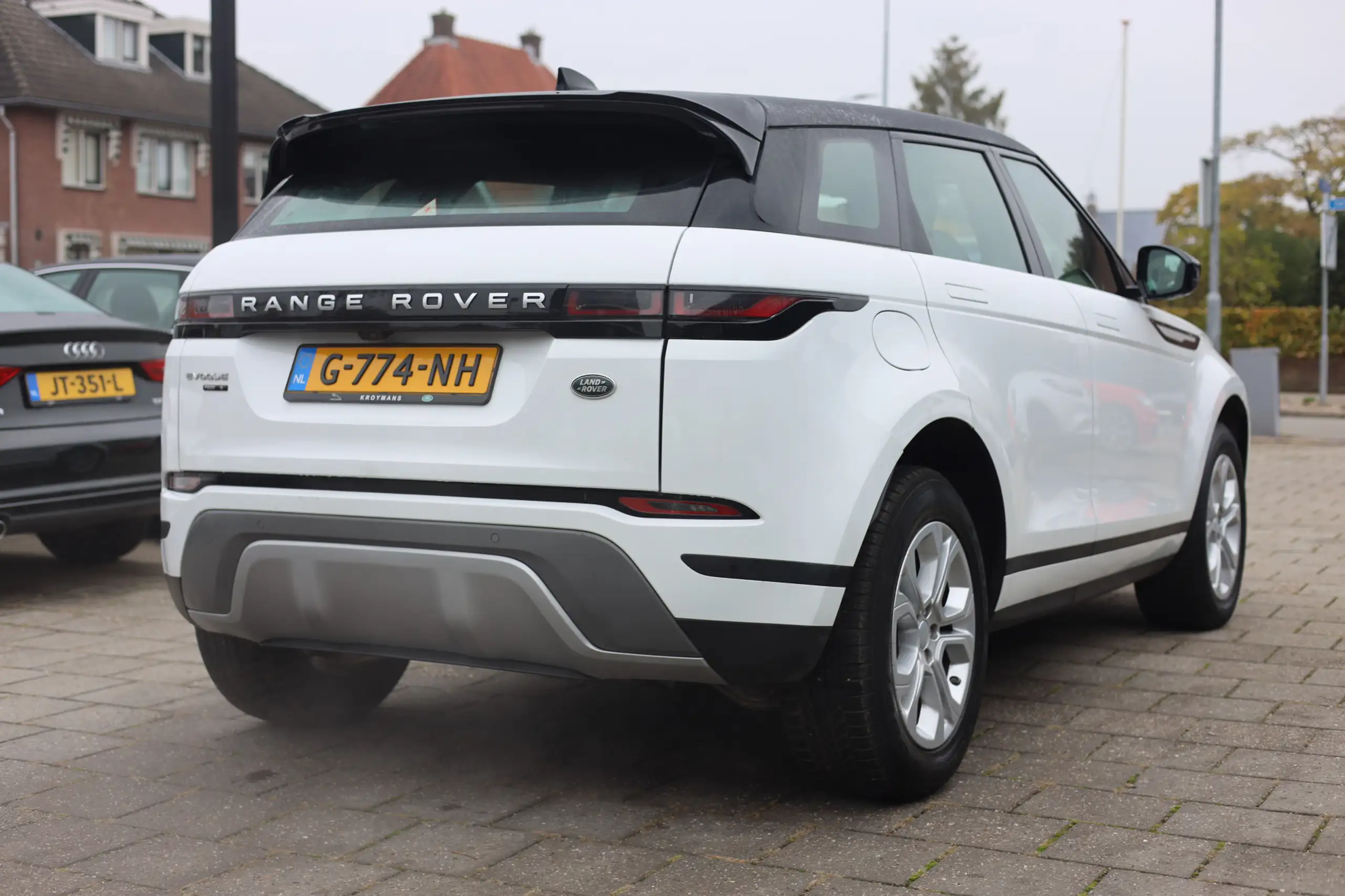 Land Rover - Range Rover Evoque