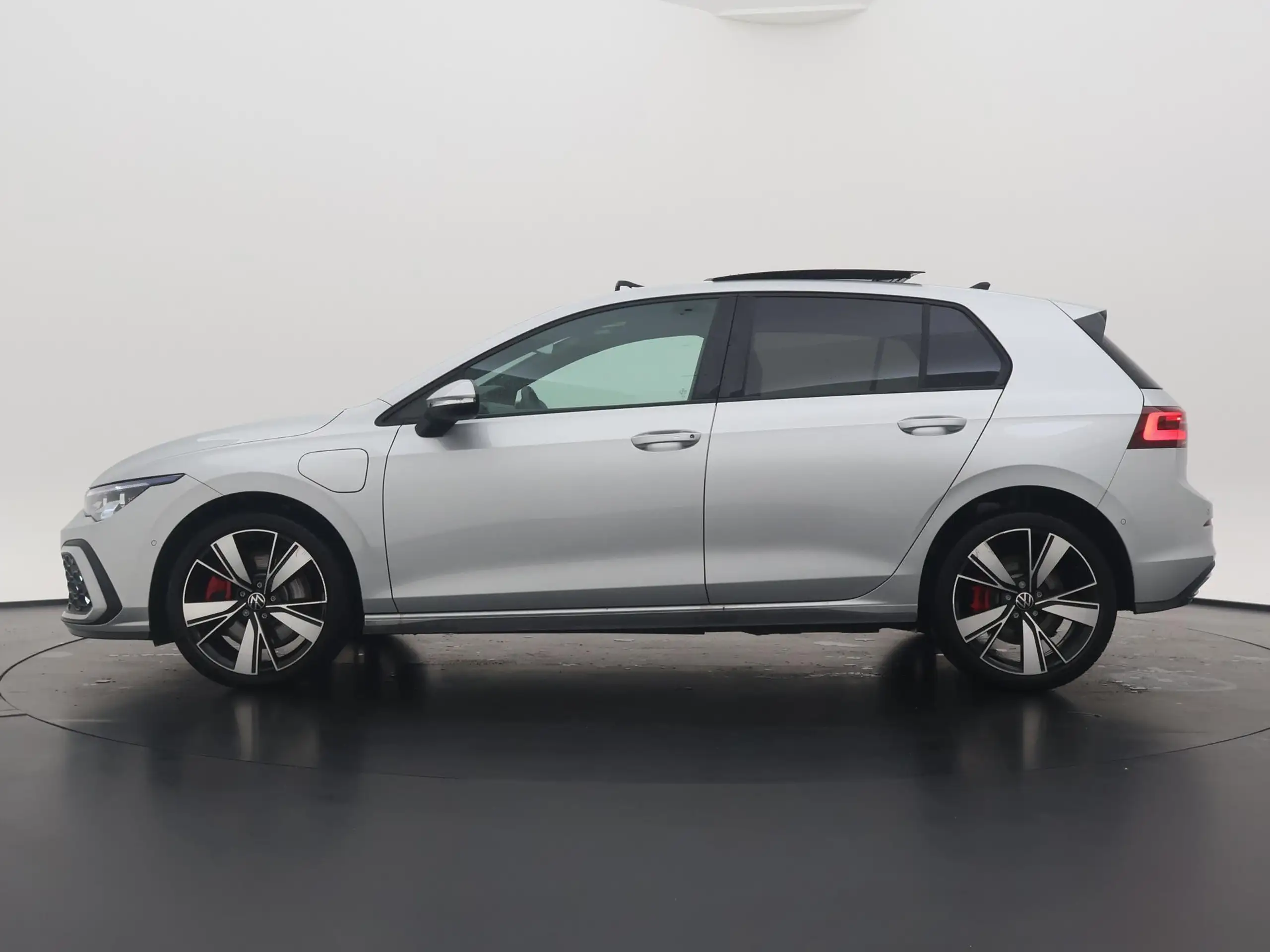 Volkswagen - Golf GTE