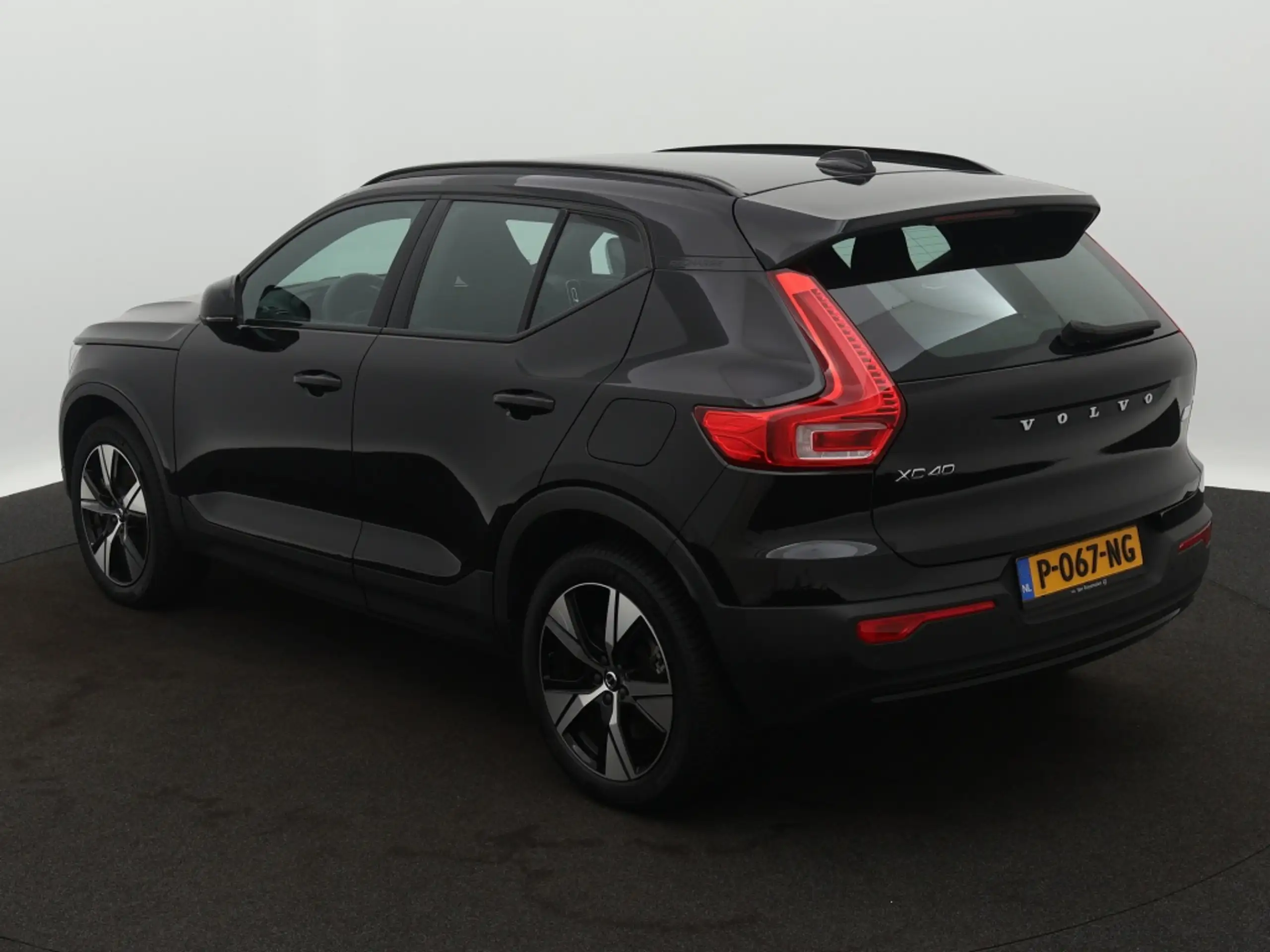 Volvo - XC40