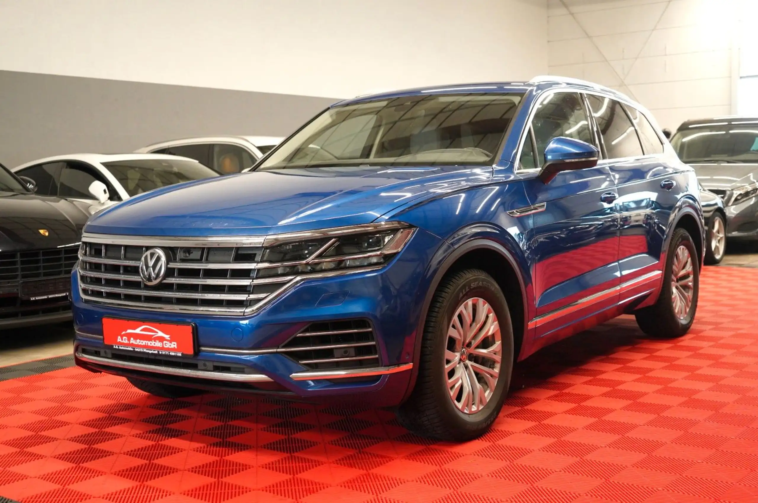 Volkswagen - Touareg