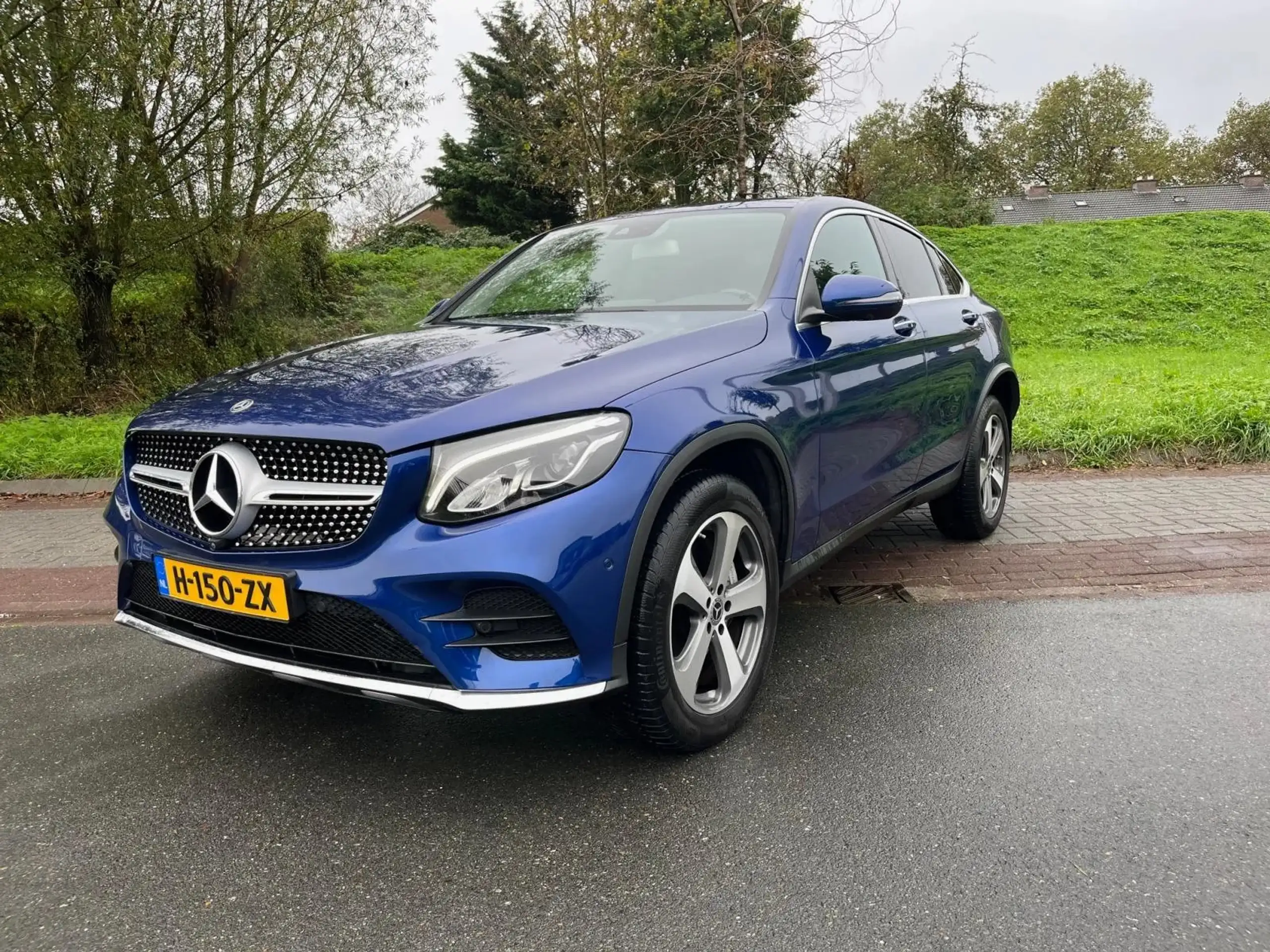 Mercedes-Benz - GLC 350