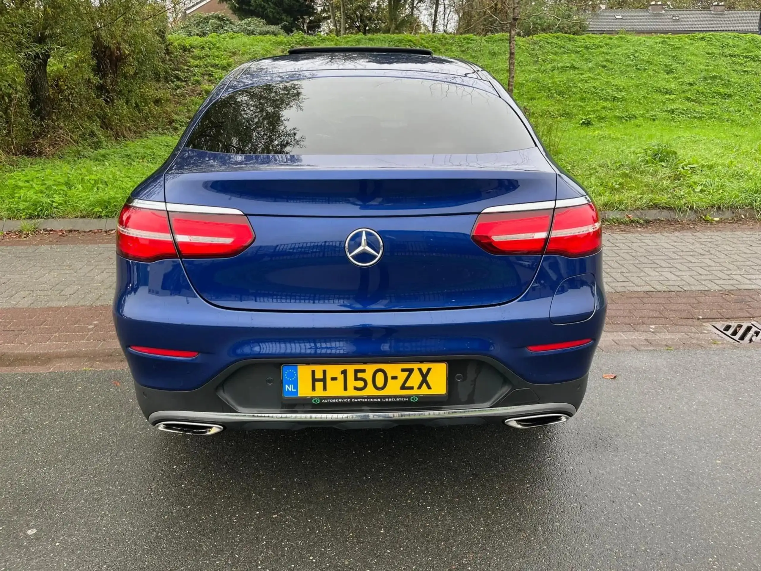 Mercedes-Benz - GLC 350