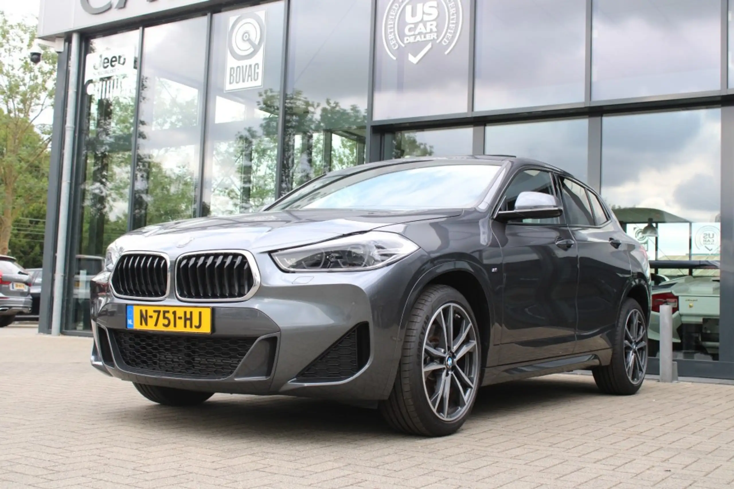 BMW - X2