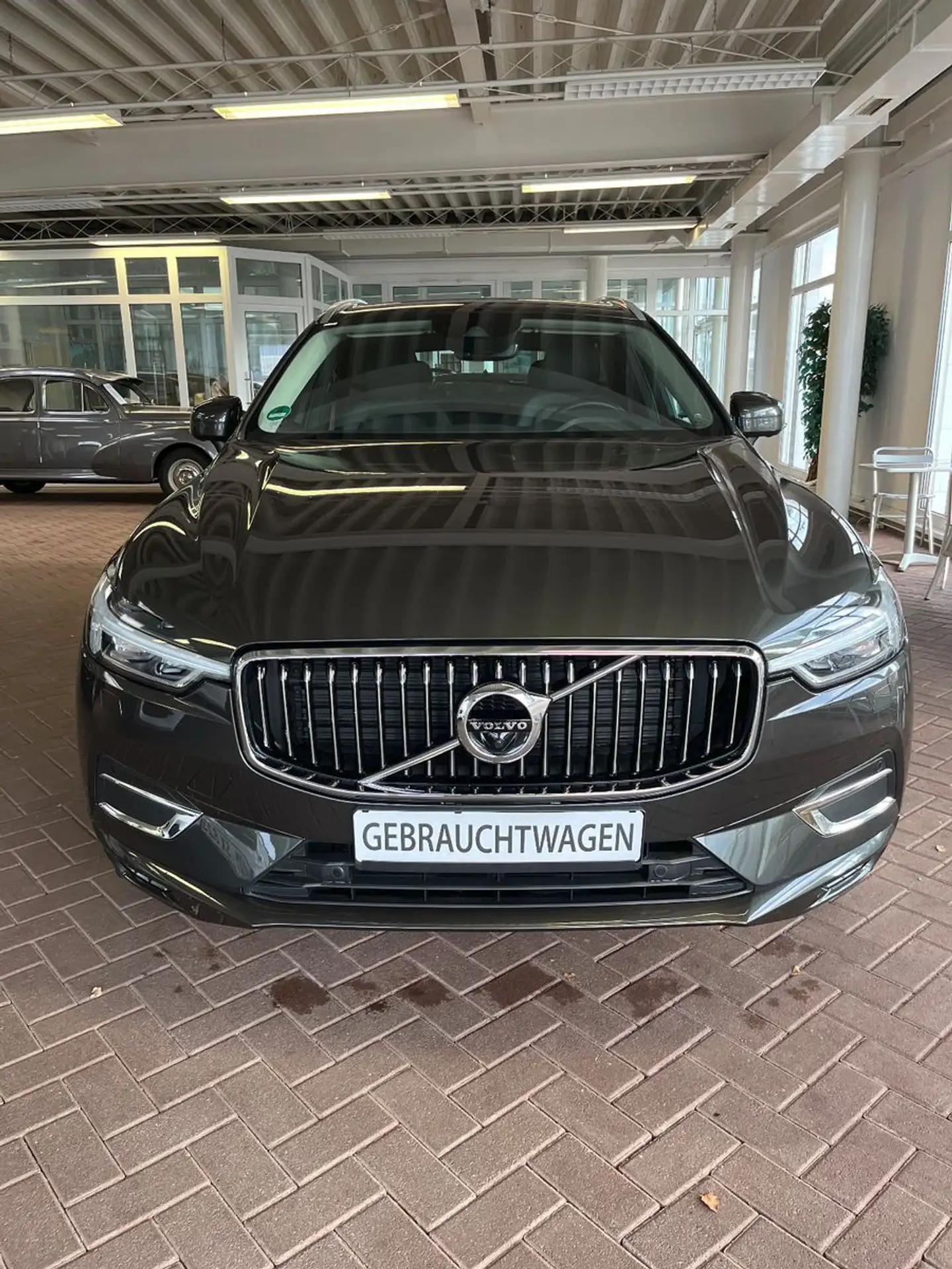 Volvo - XC60