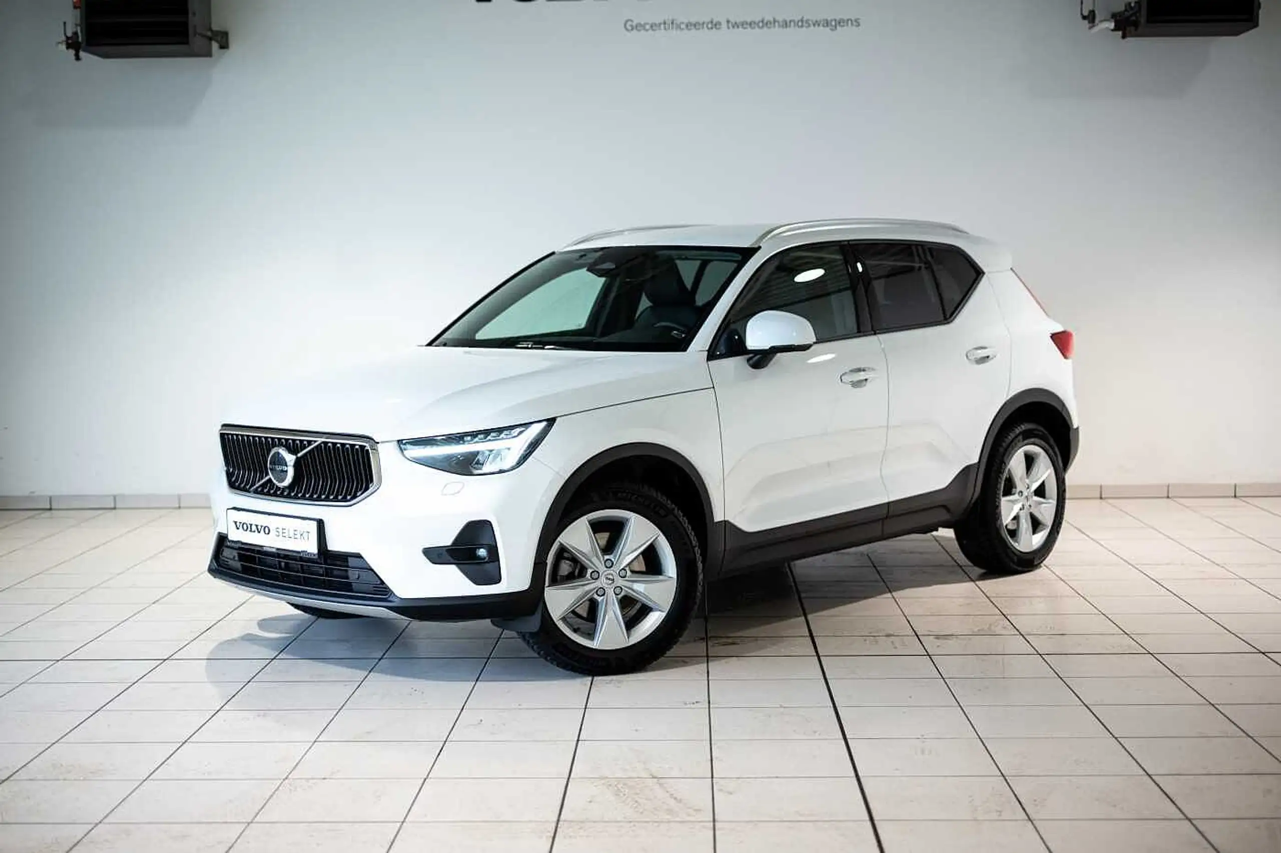 Volvo - XC40