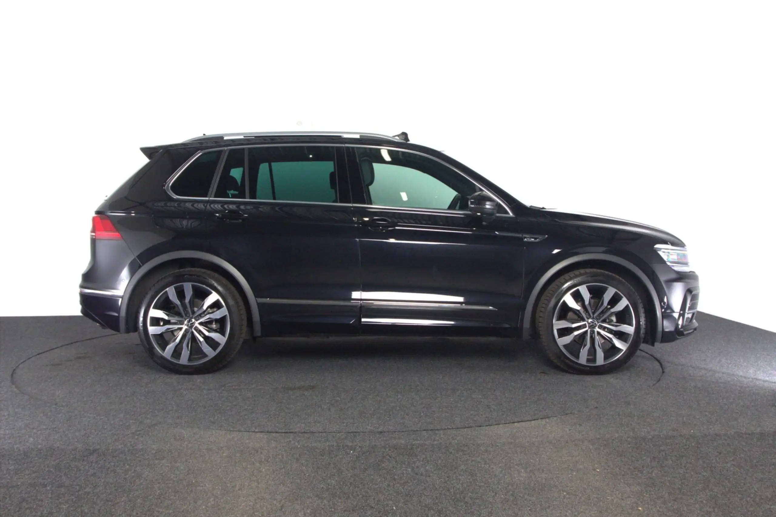 Volkswagen - Tiguan