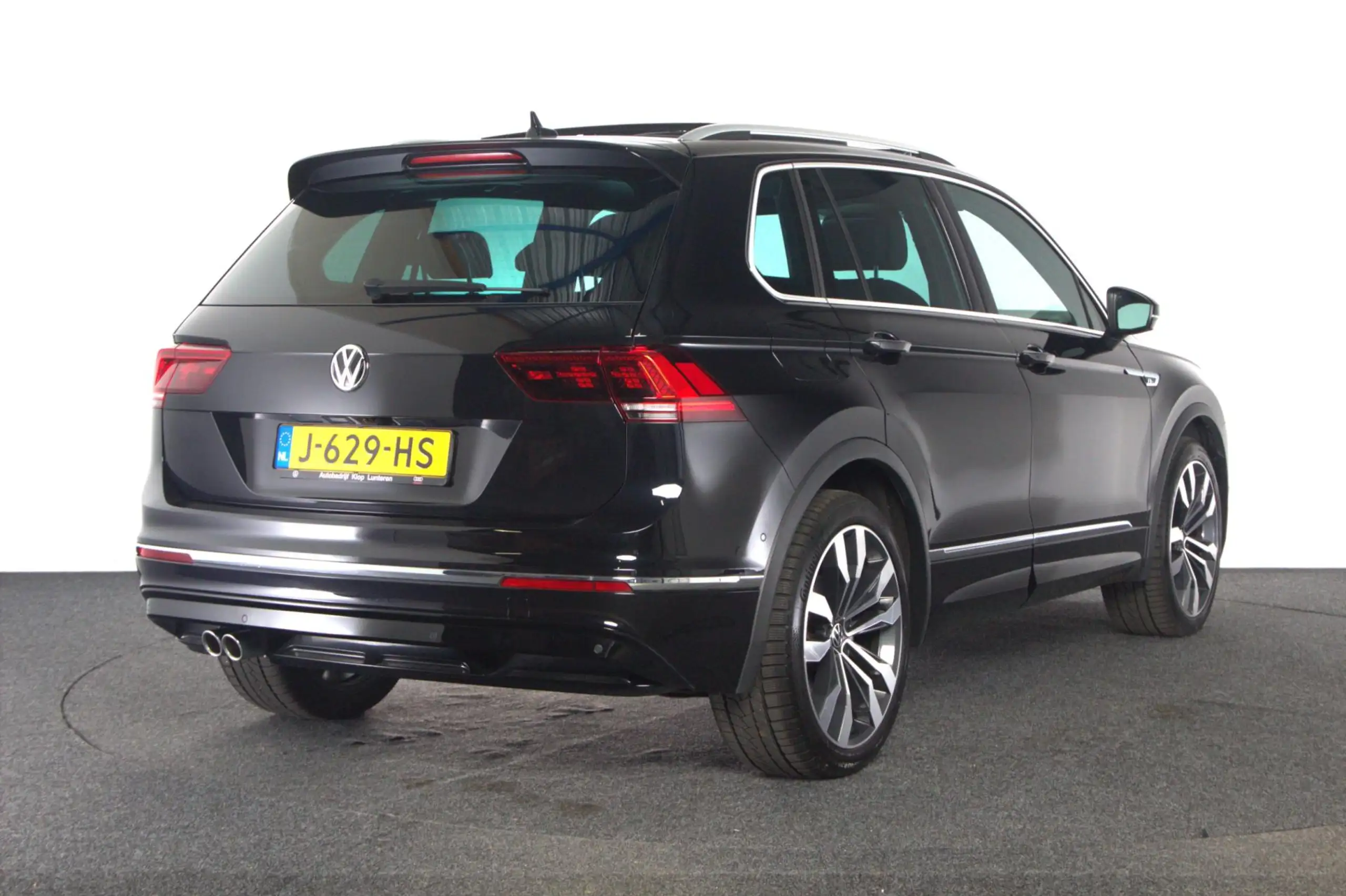 Volkswagen - Tiguan