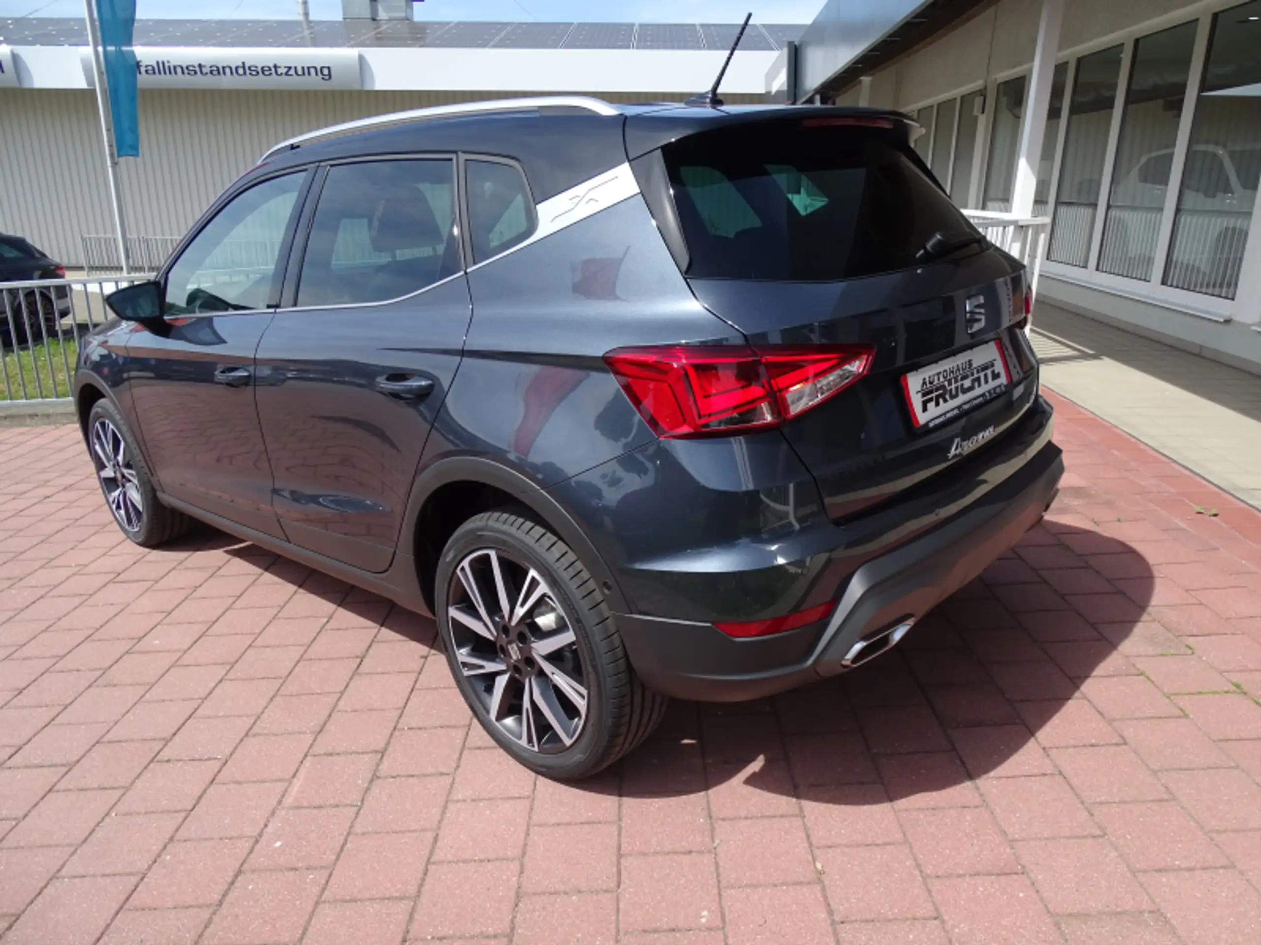 SEAT - Arona