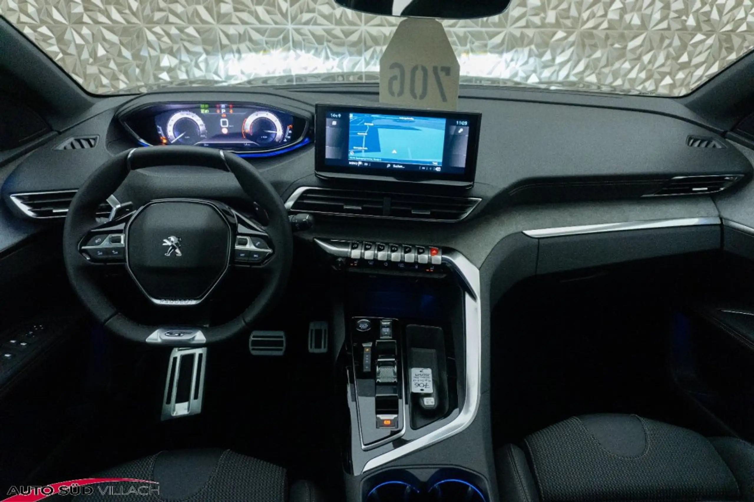 Peugeot - 3008