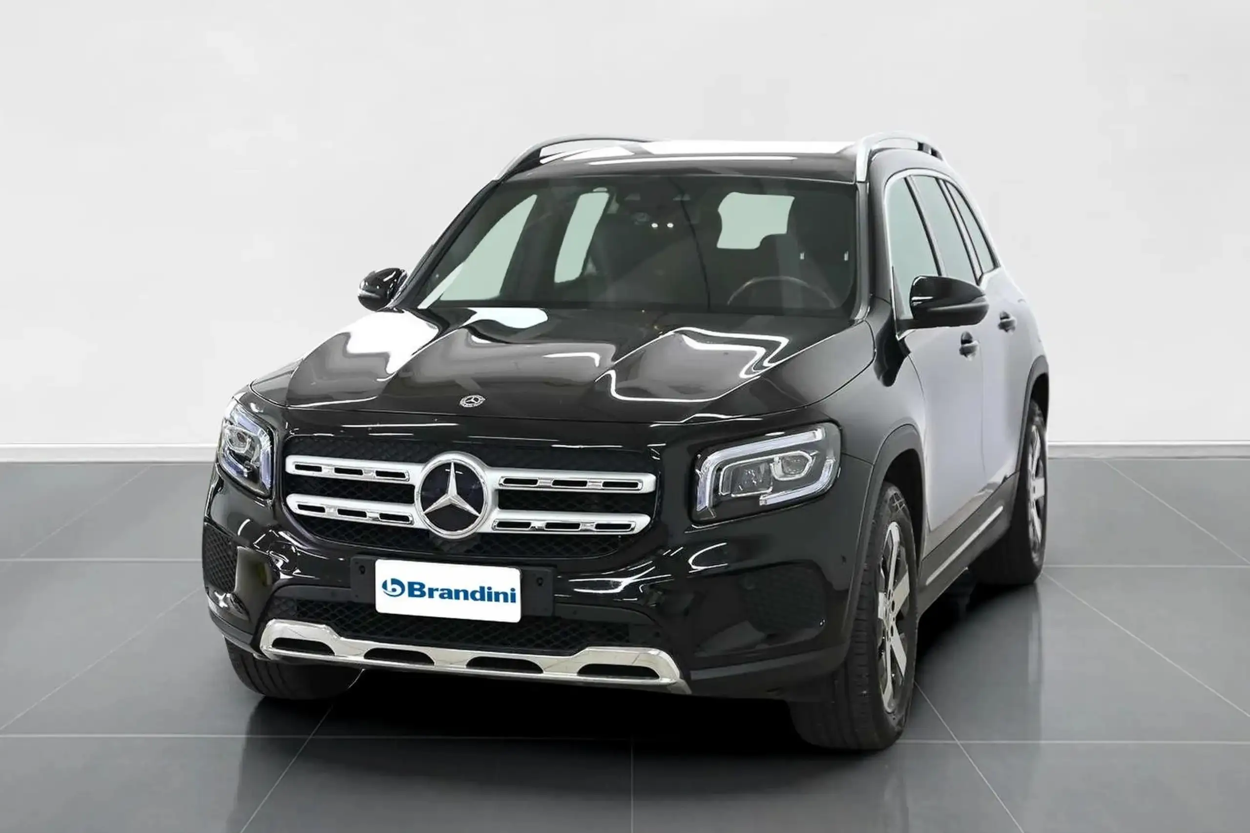 Mercedes-Benz GLB 200 2021