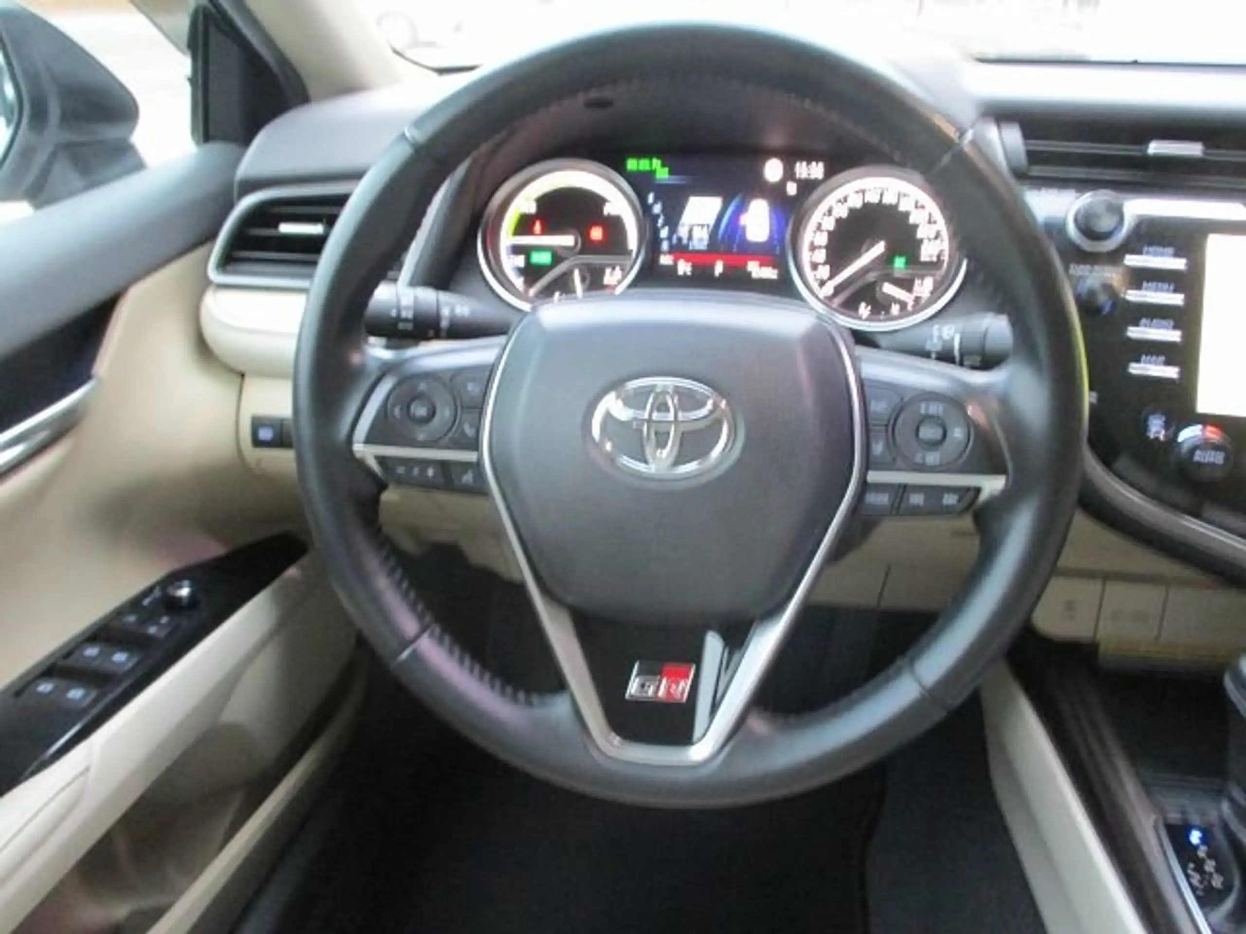 Toyota - Camry