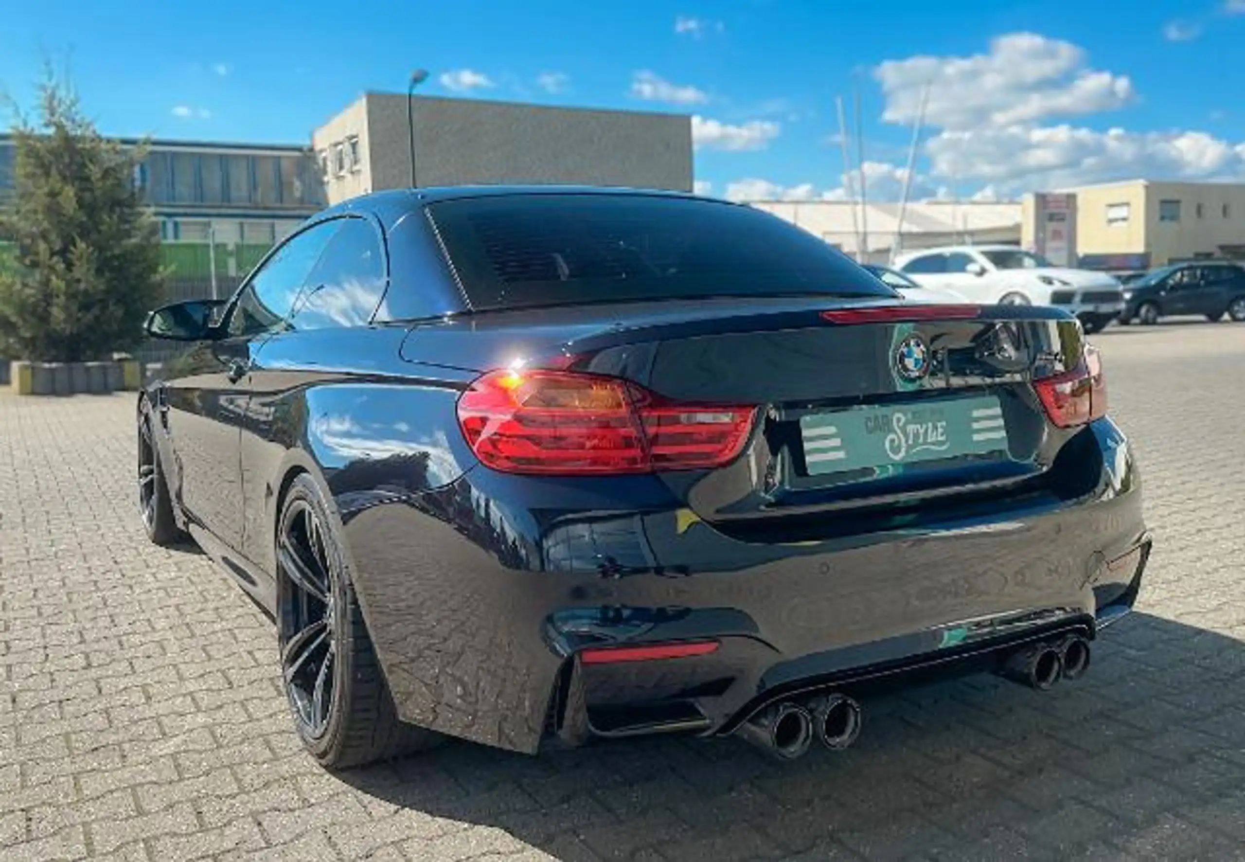 BMW - M4