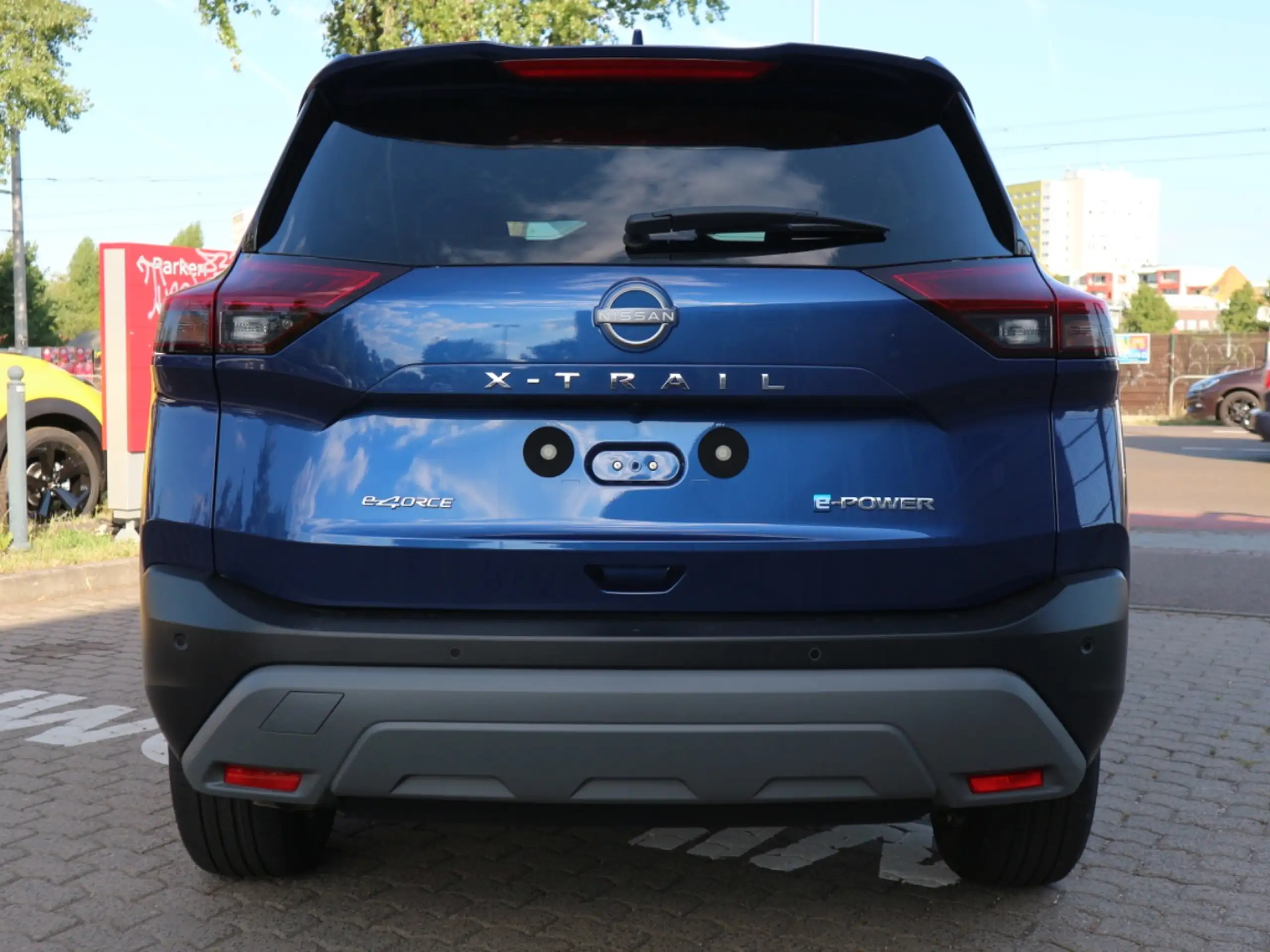 Nissan - X-Trail