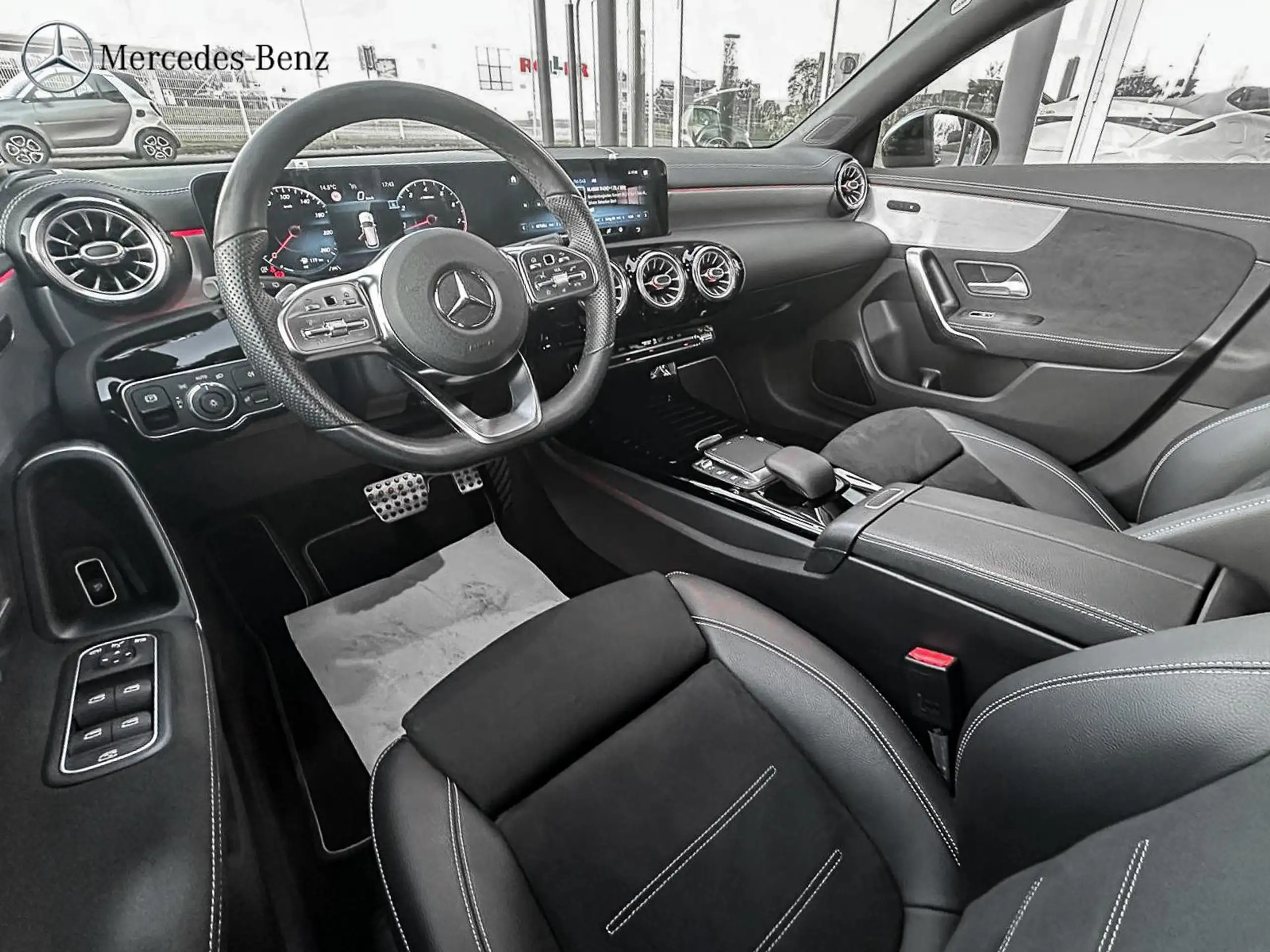 Mercedes-Benz - CLA 250