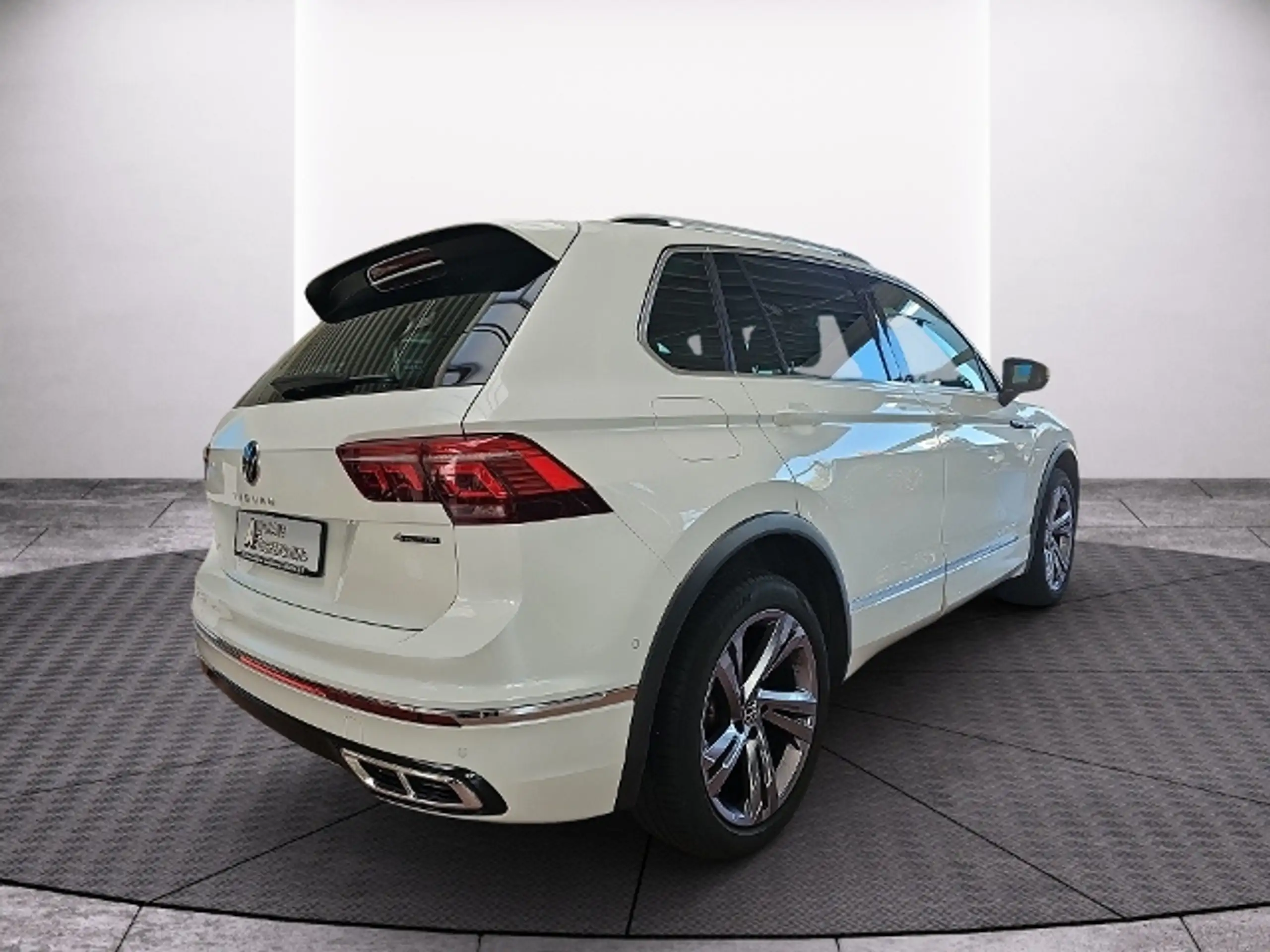 Volkswagen - Tiguan