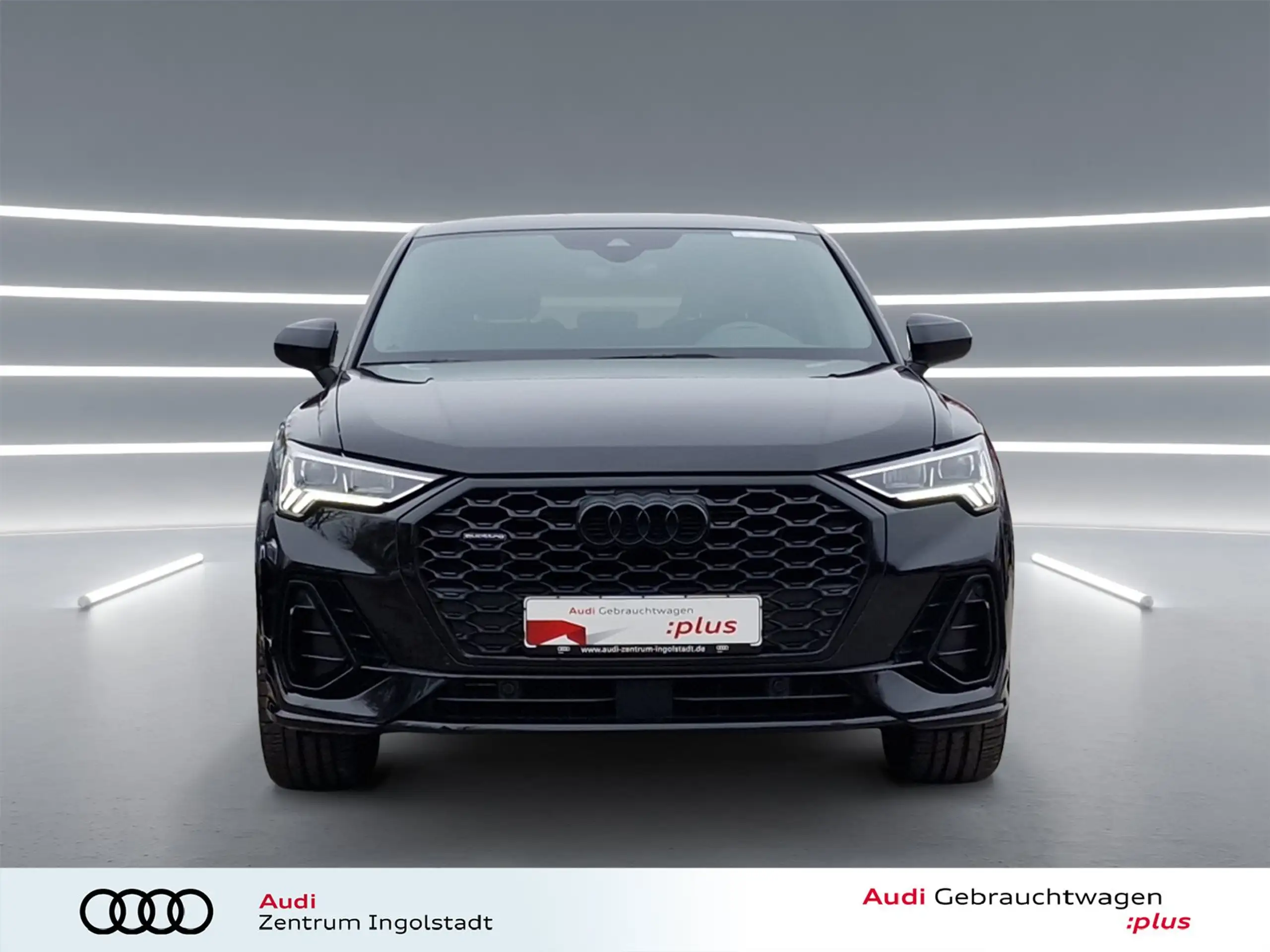 Audi - Q3