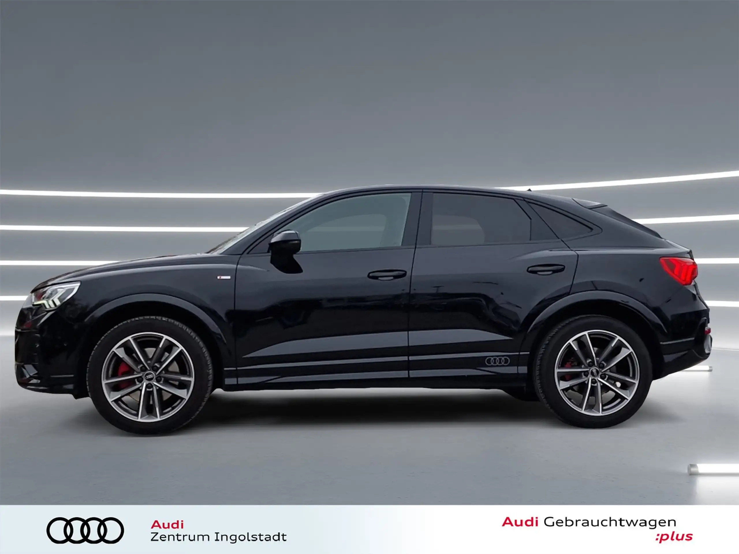 Audi - Q3