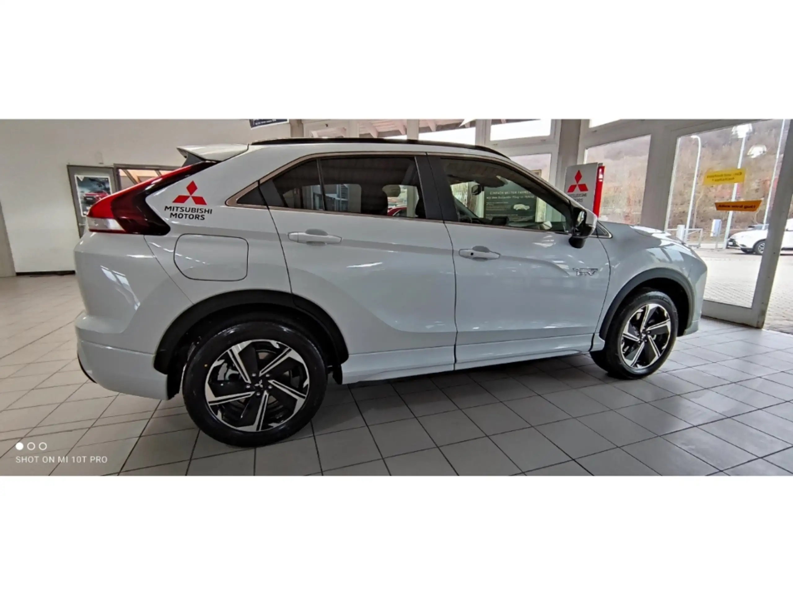 Mitsubishi - Eclipse Cross