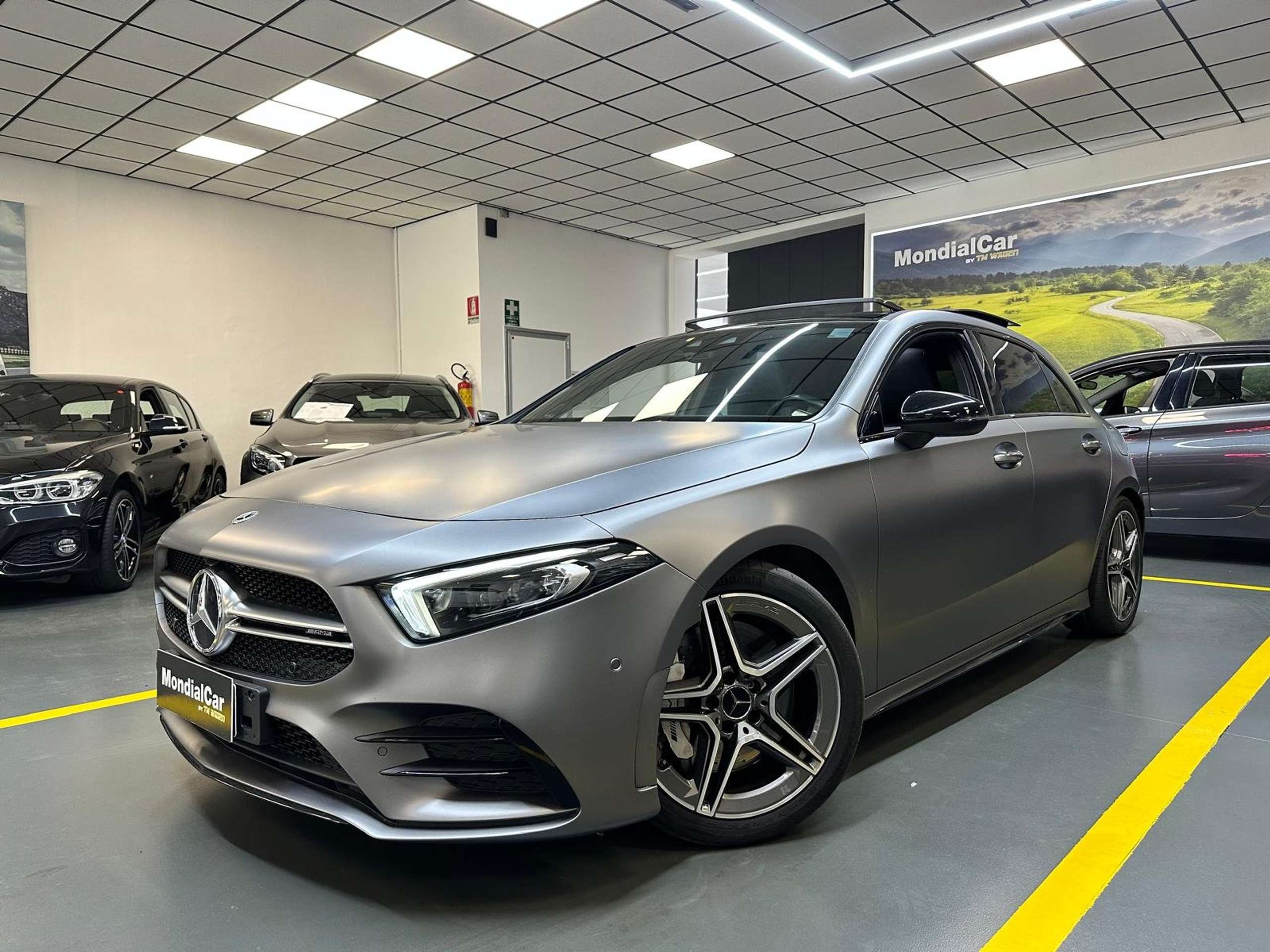 Mercedes-Benz A 35 AMG 2021