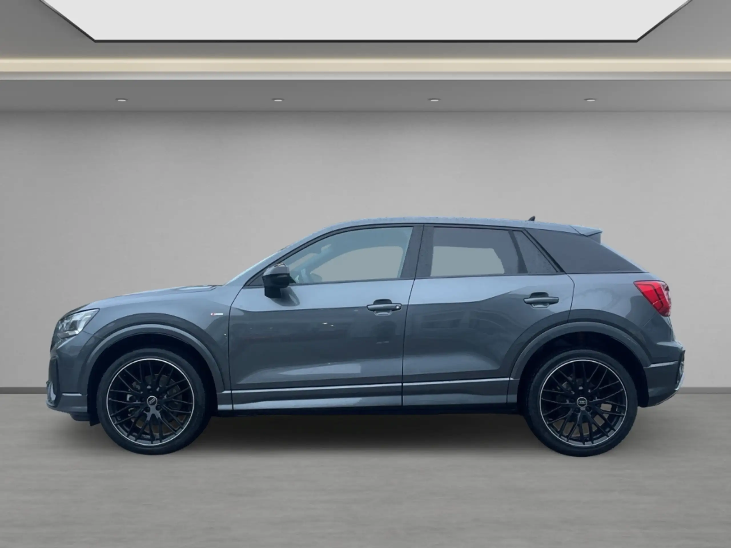 Audi - Q2