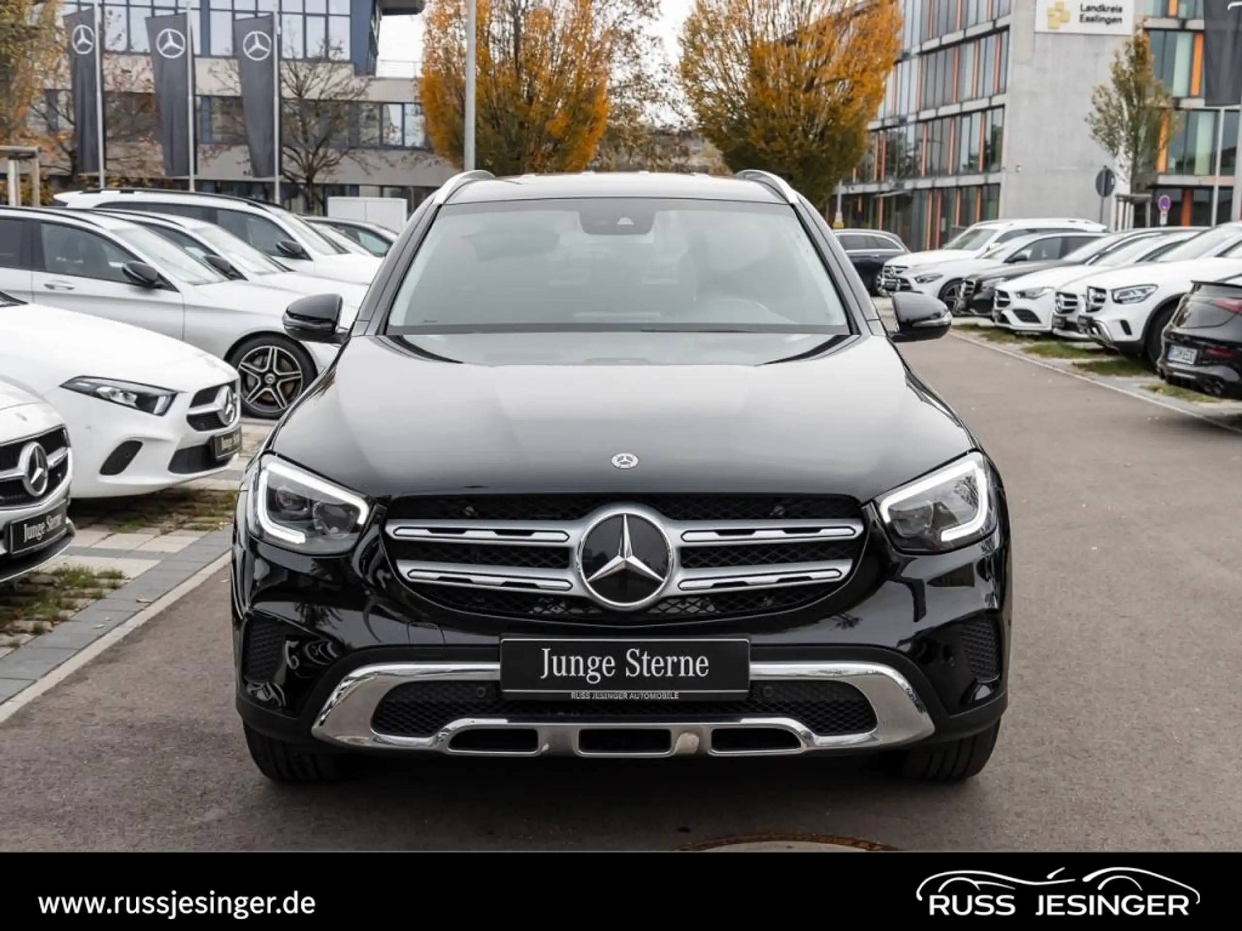 Mercedes-Benz - GLC 220