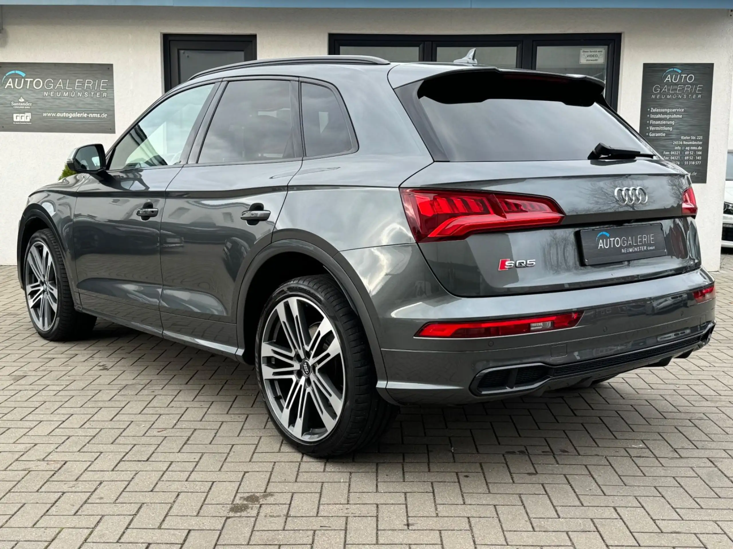 Audi - SQ5