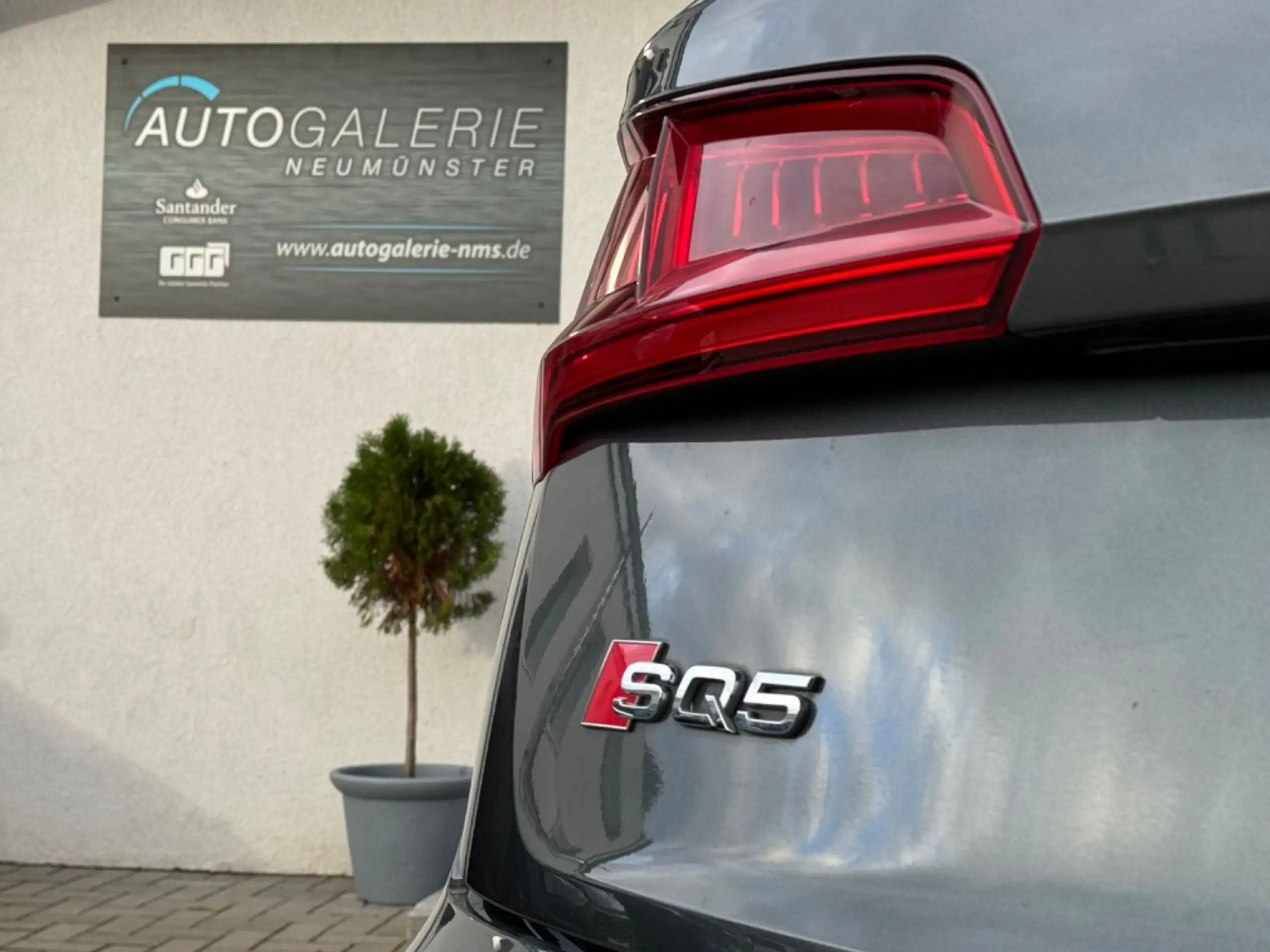 Audi - SQ5