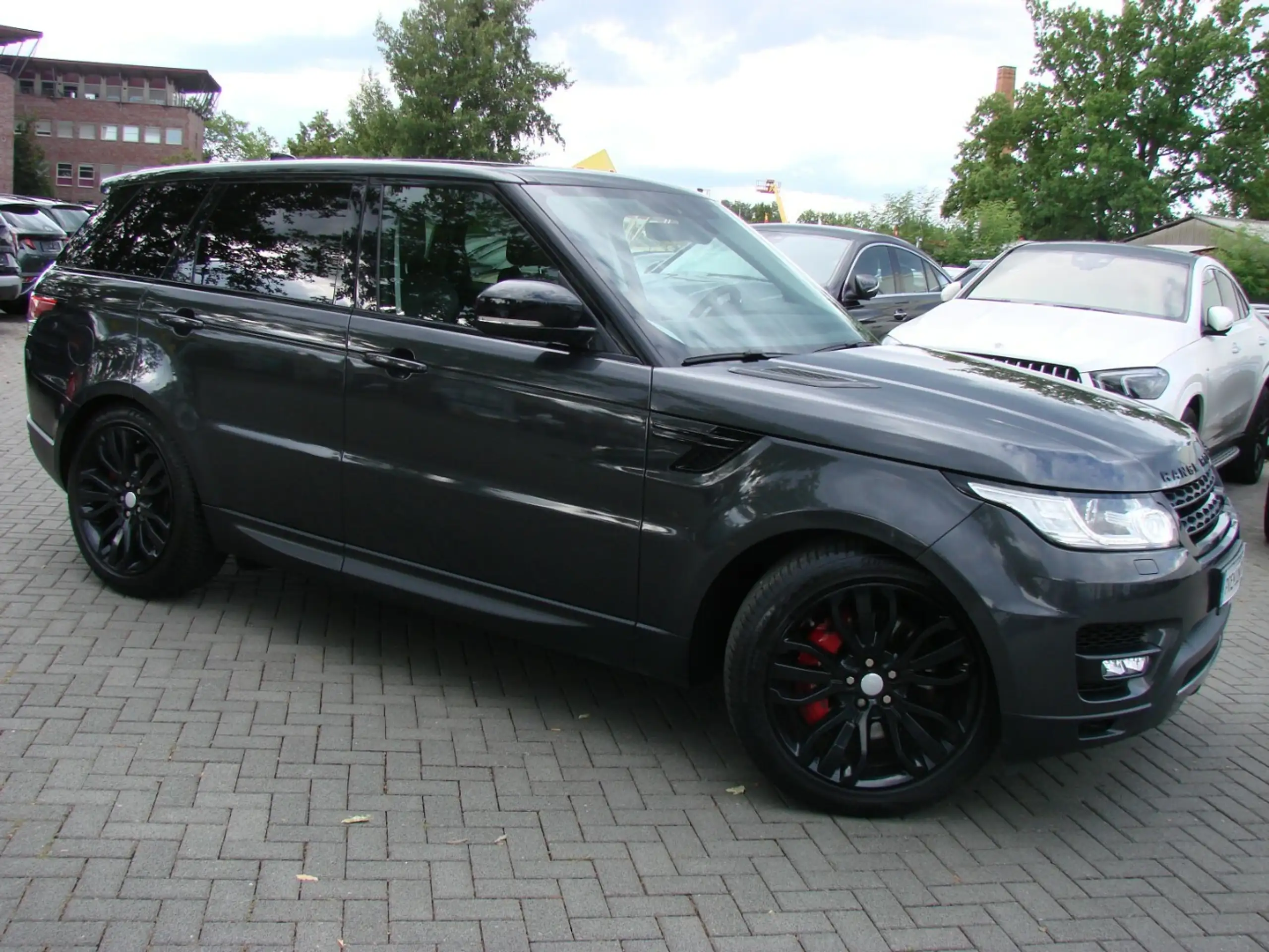 Land Rover - Range Rover Sport