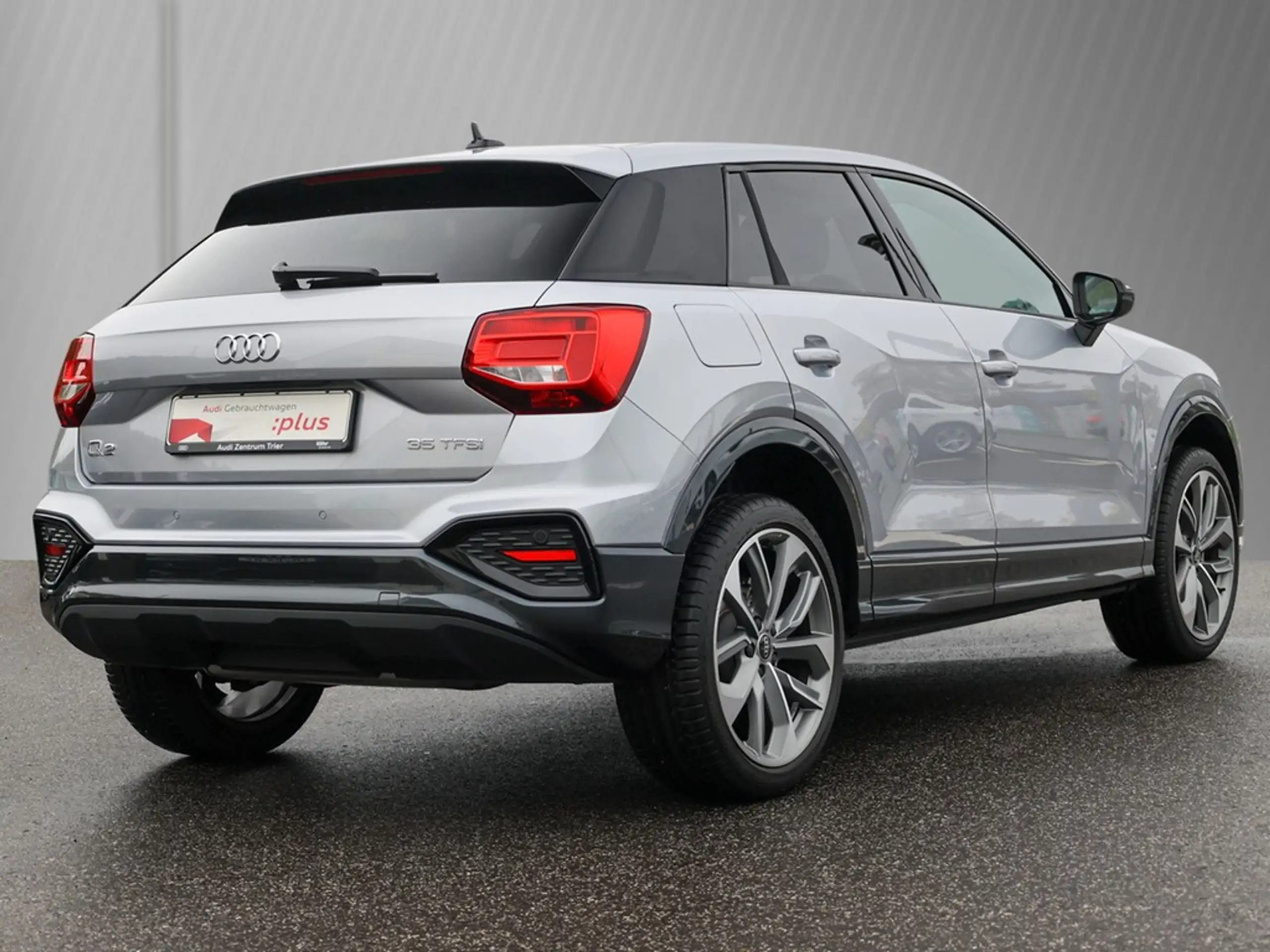 Audi - Q2