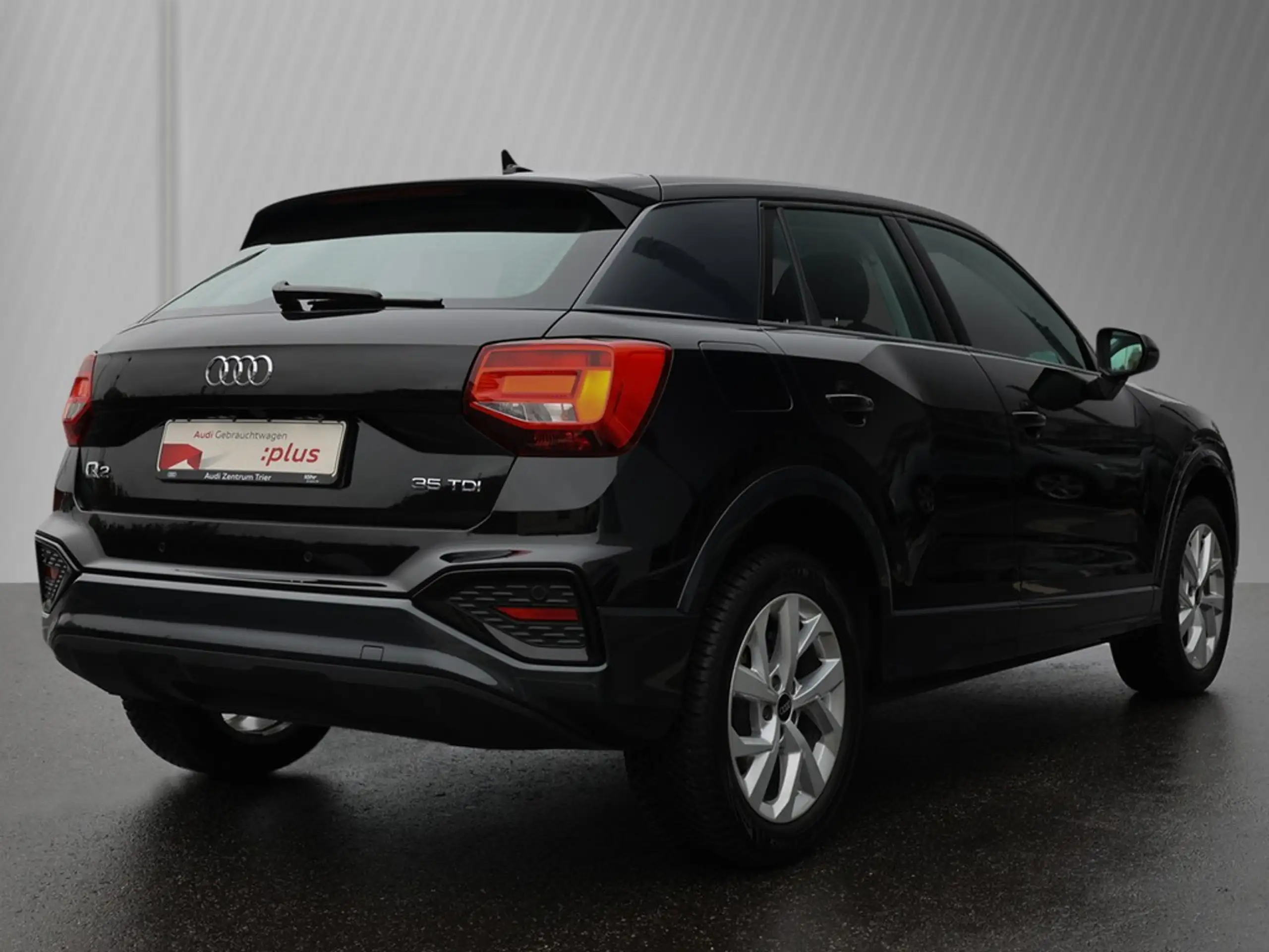 Audi - Q2