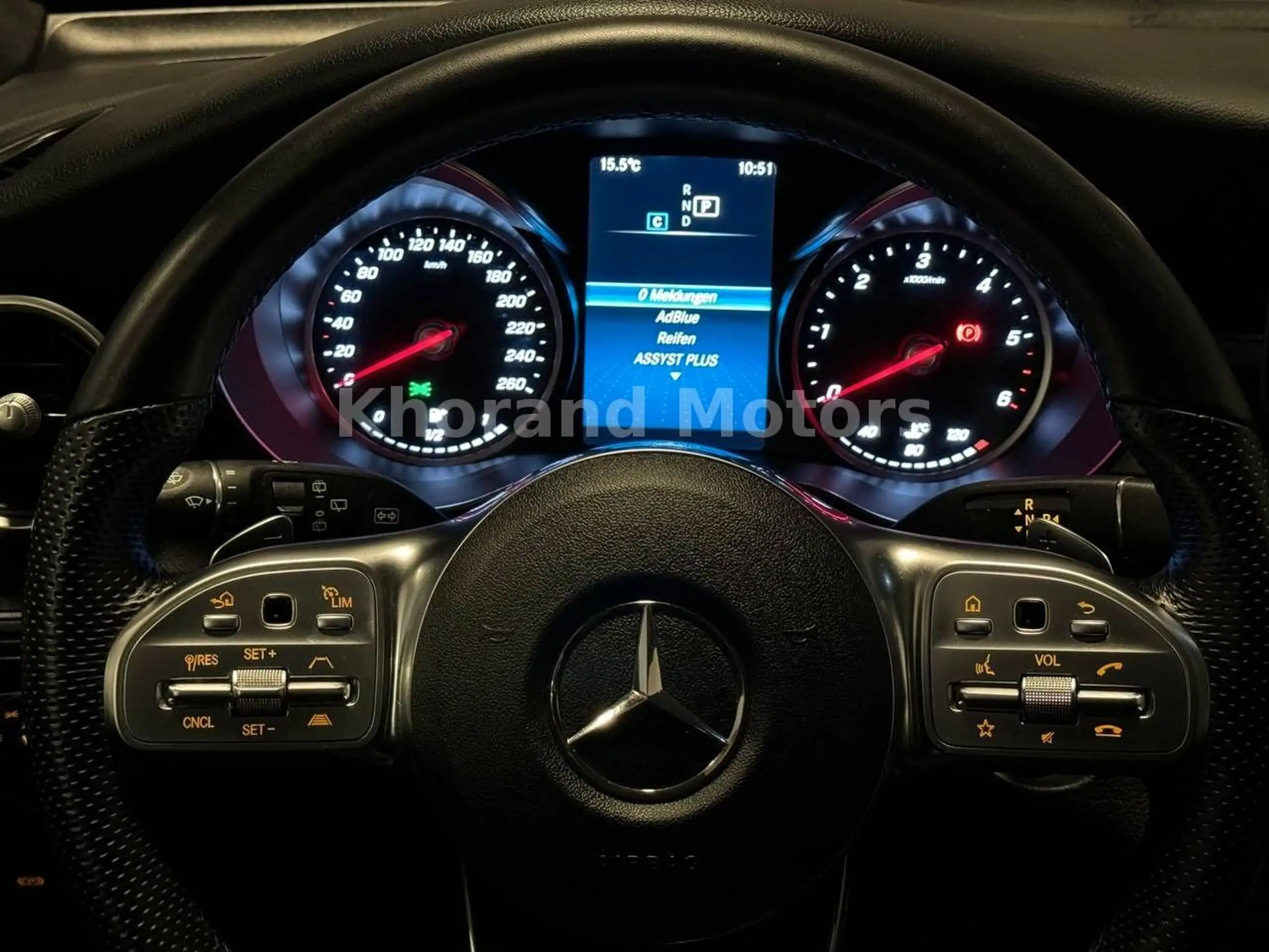 Mercedes-Benz - GLC 220