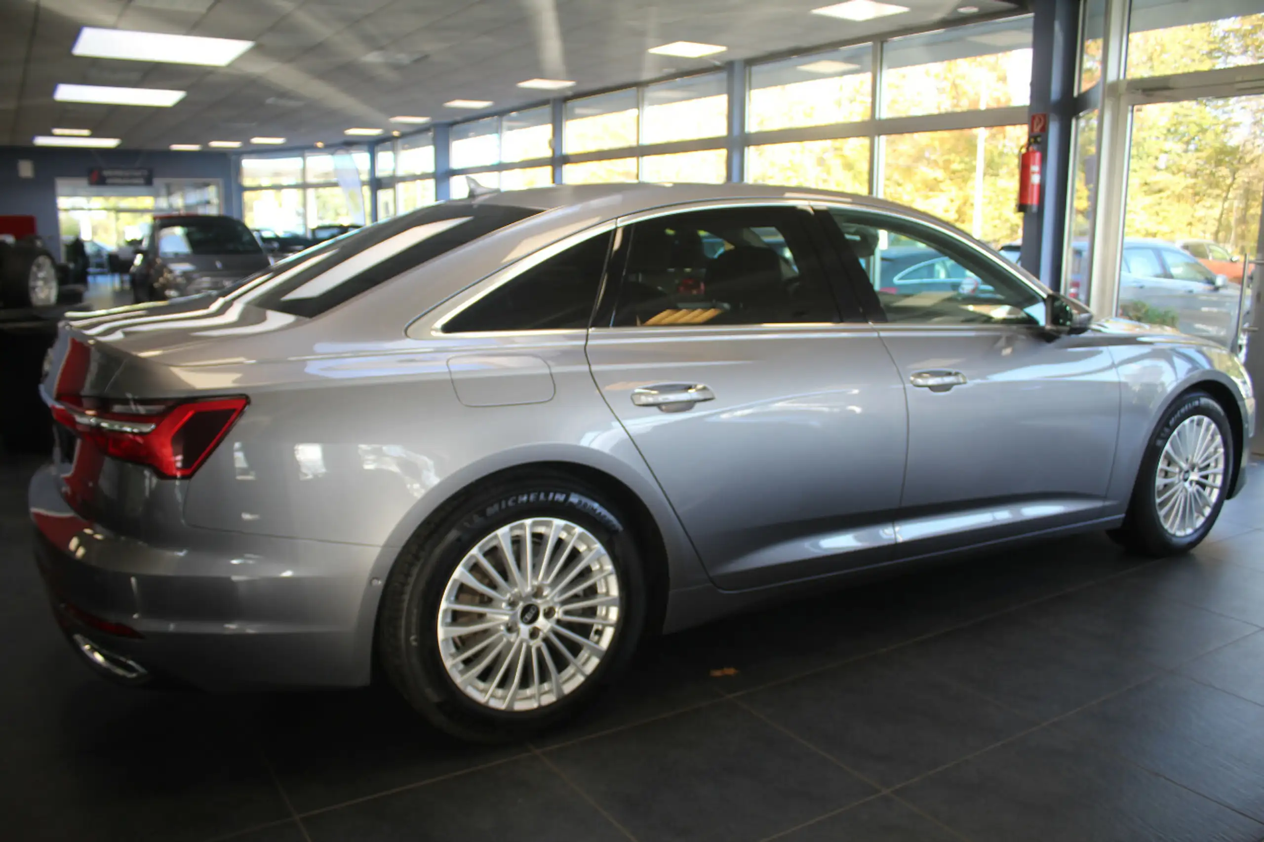 Audi - A6