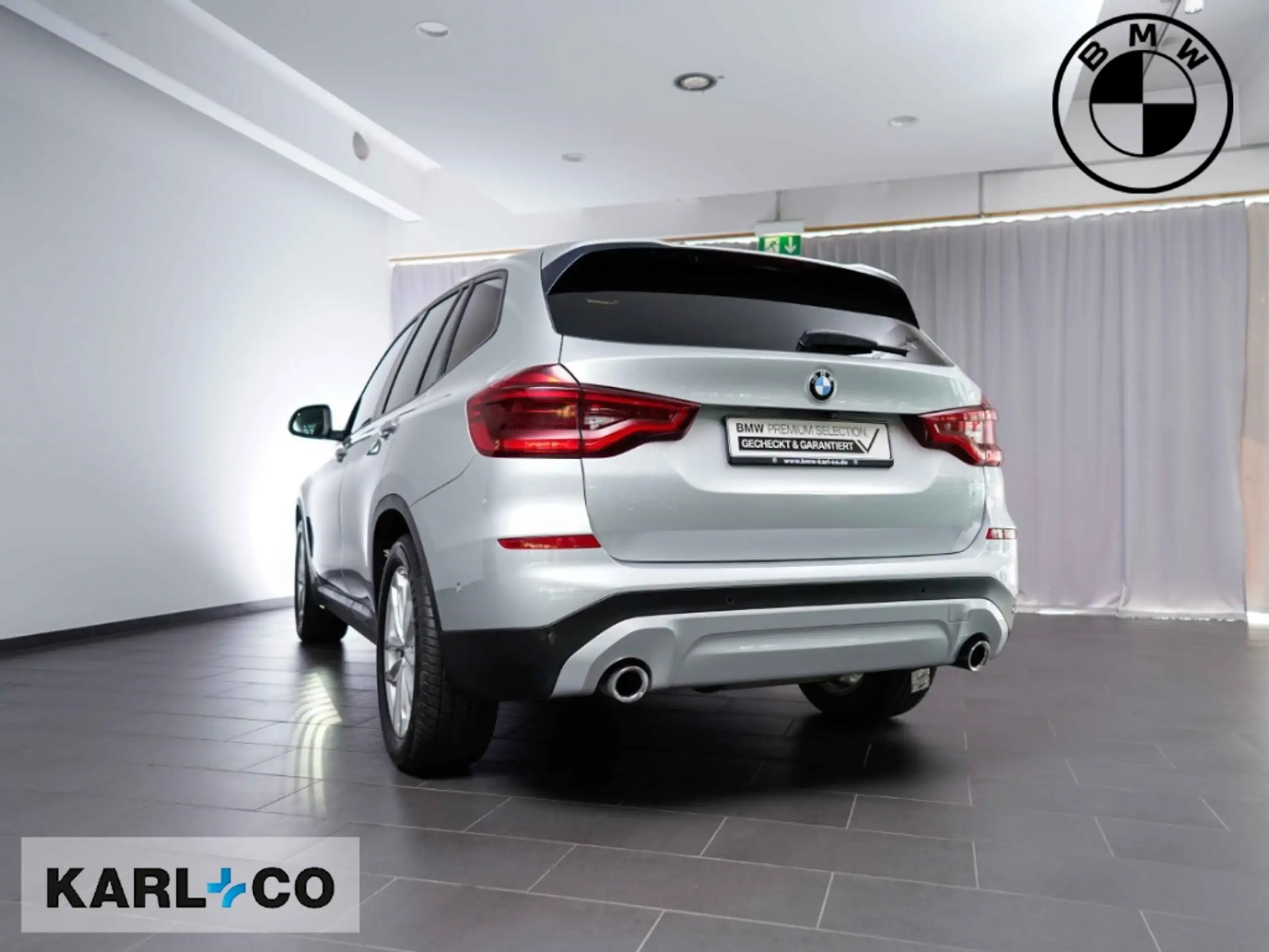 BMW - X3