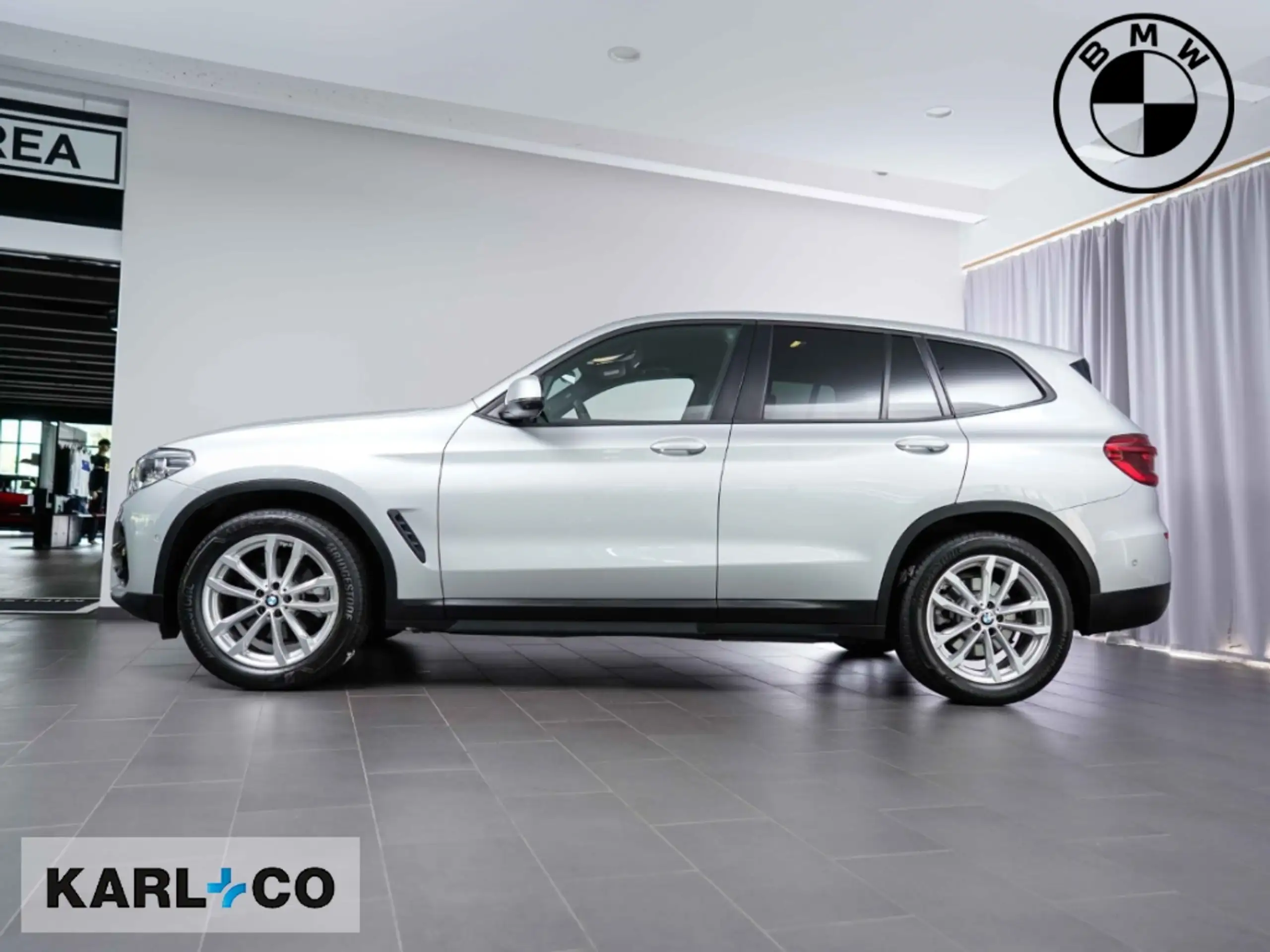 BMW - X3