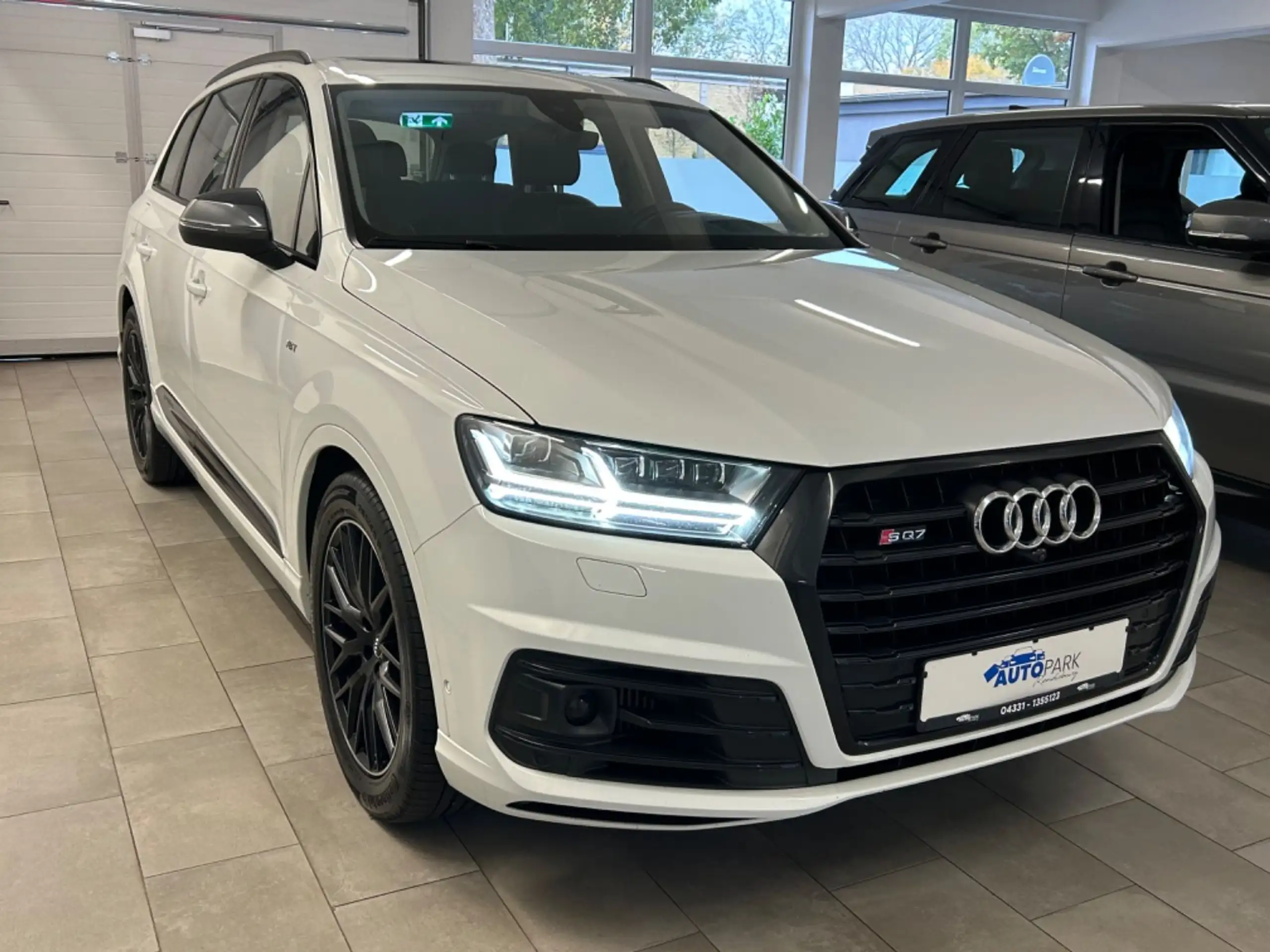 Audi - SQ7