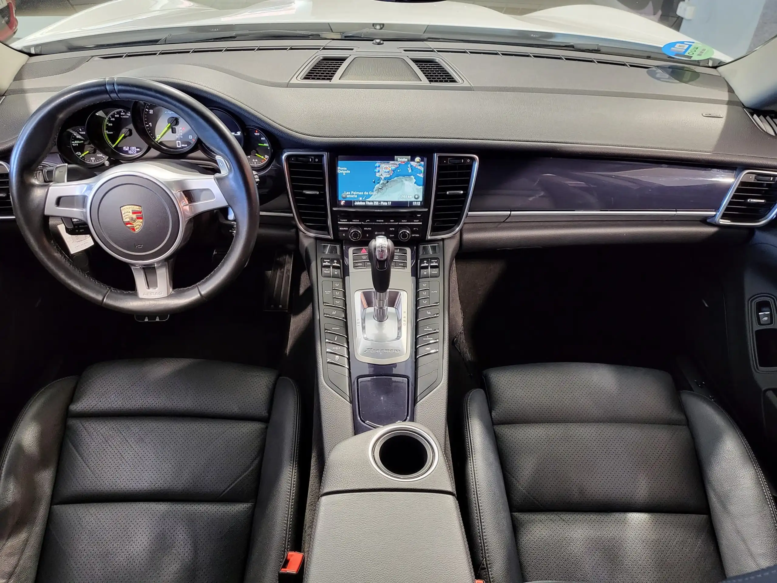 Porsche - Panamera