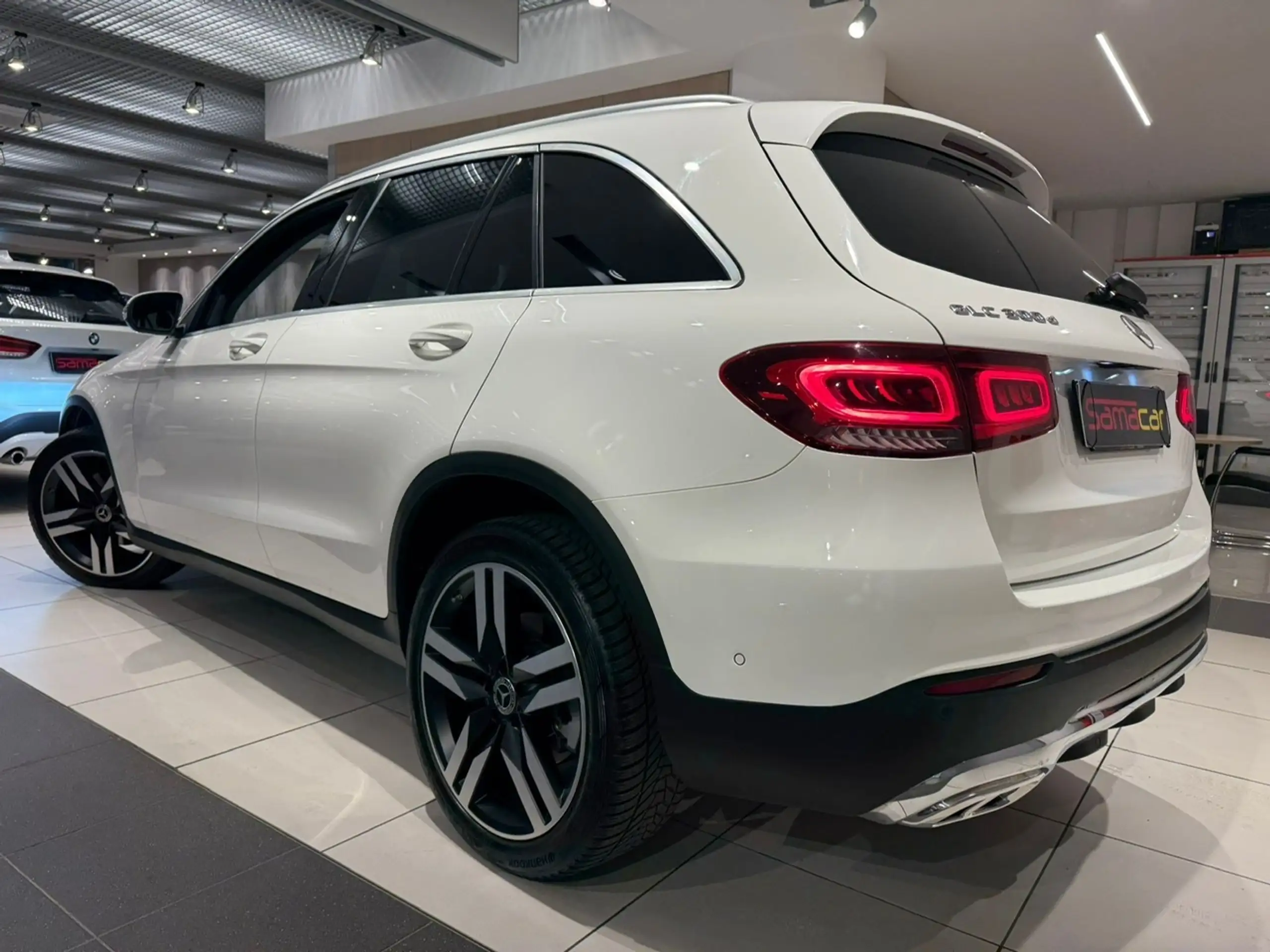 Mercedes-Benz - GLC 300