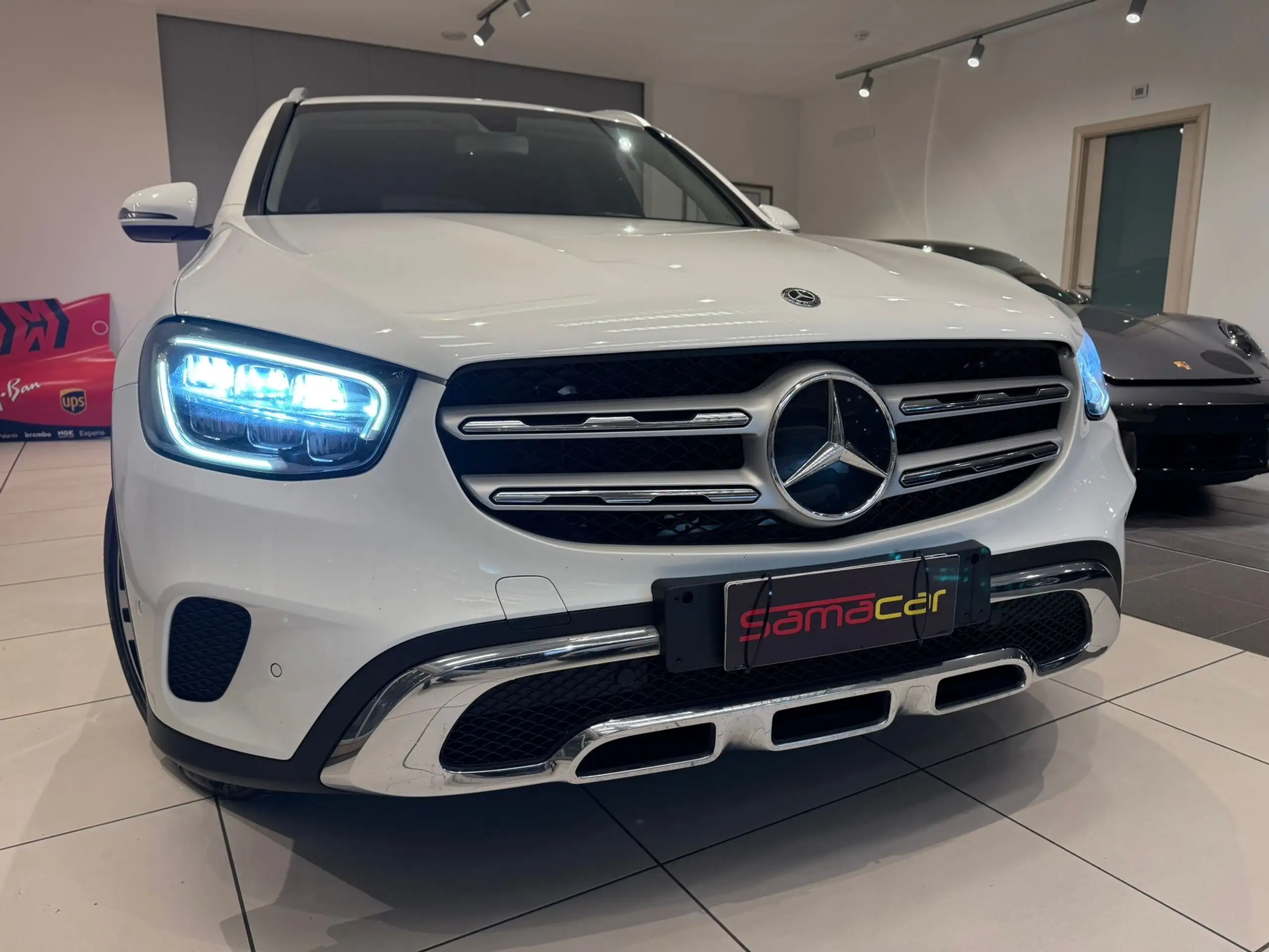 Mercedes-Benz - GLC 300