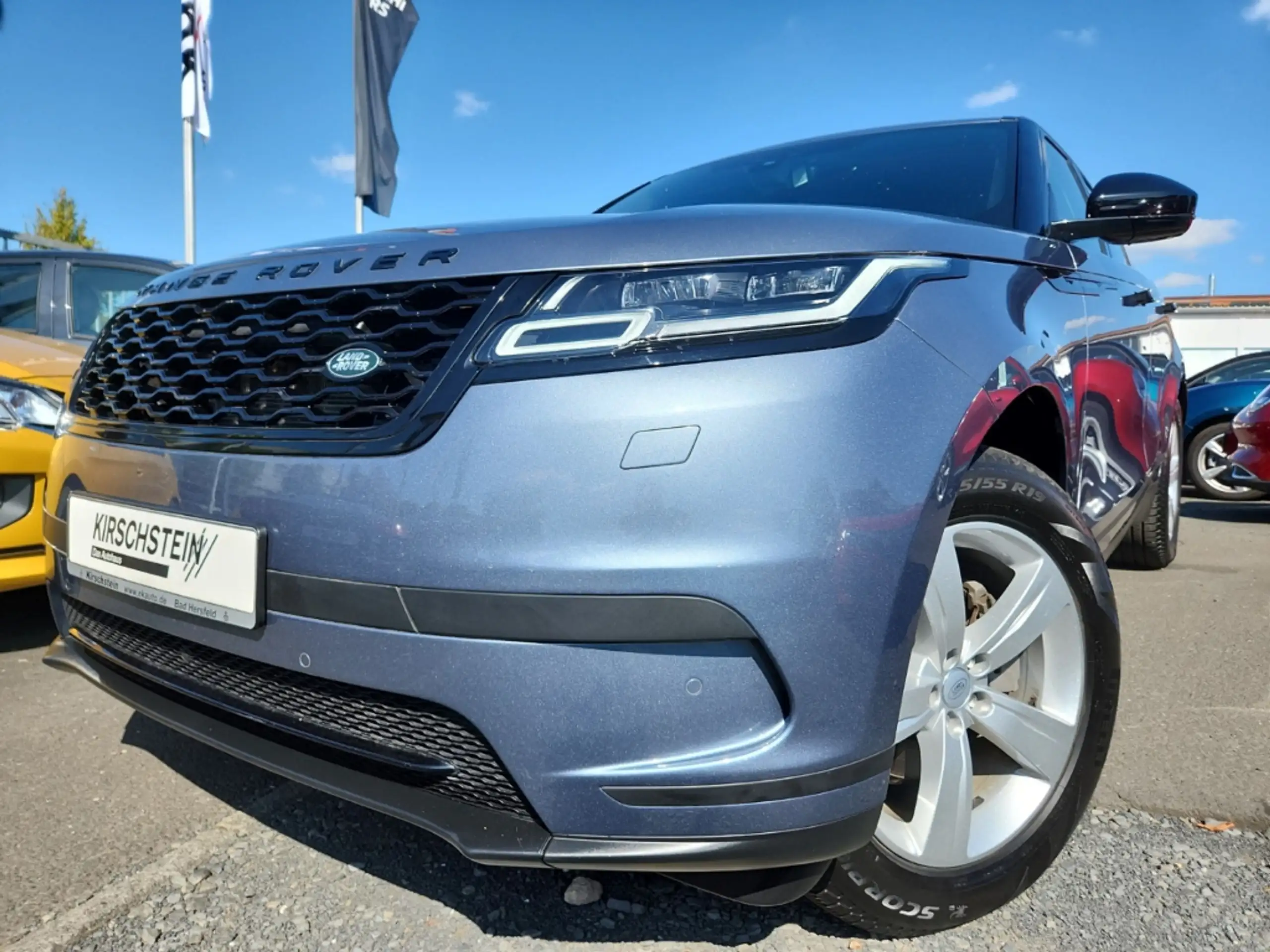 Land Rover - Range Rover Velar