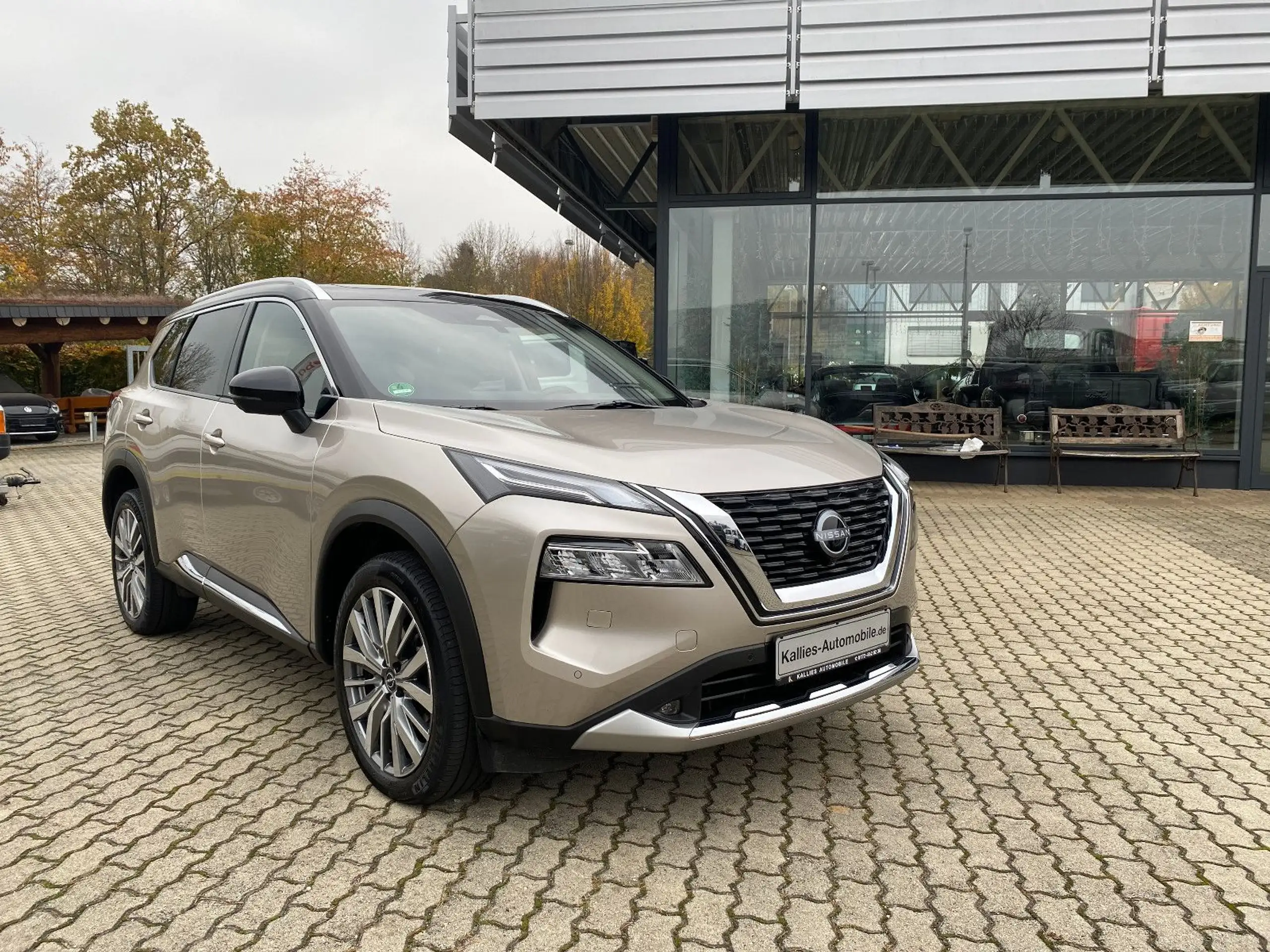 Nissan - X-Trail