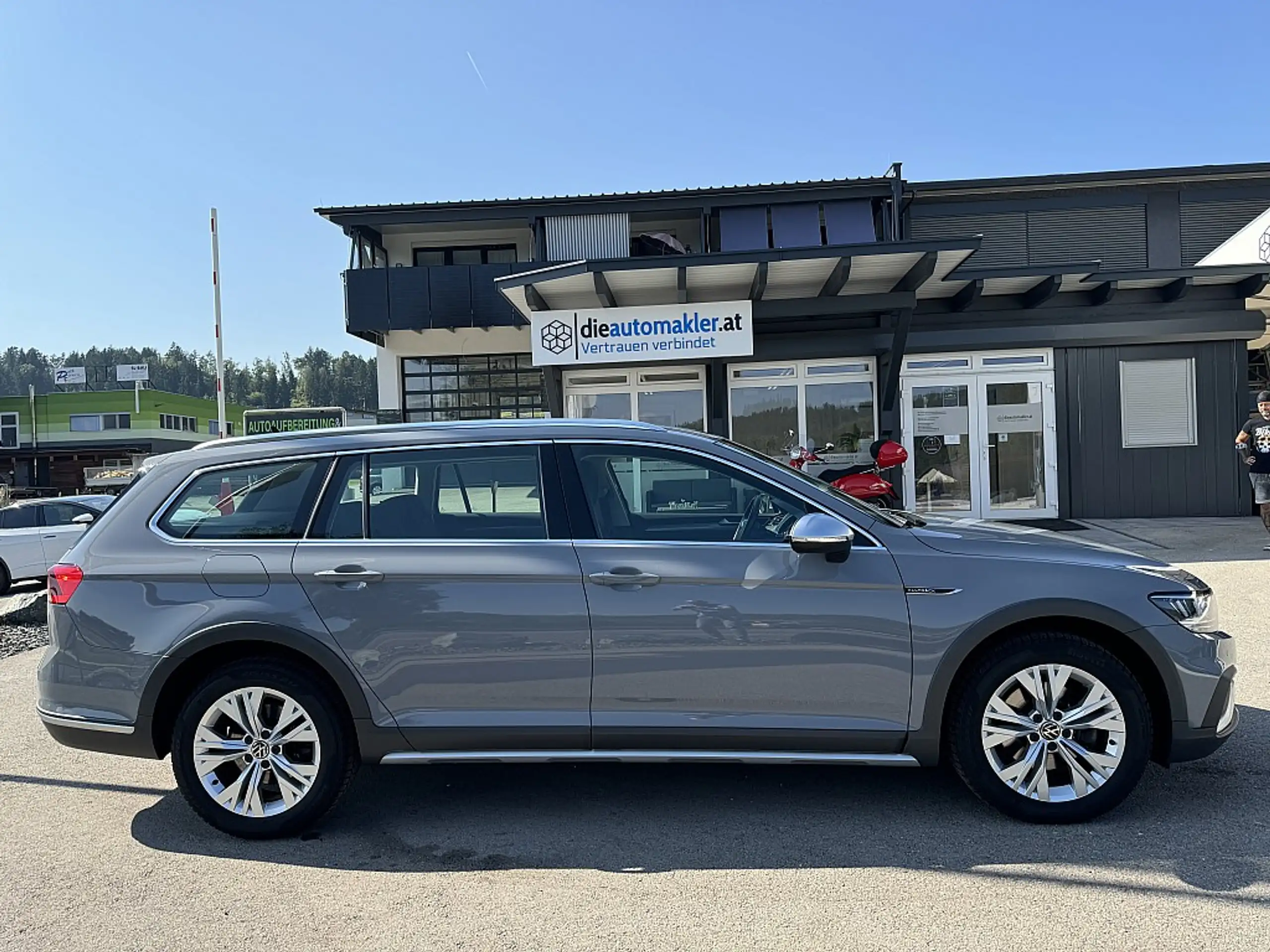 Volkswagen - Passat Alltrack