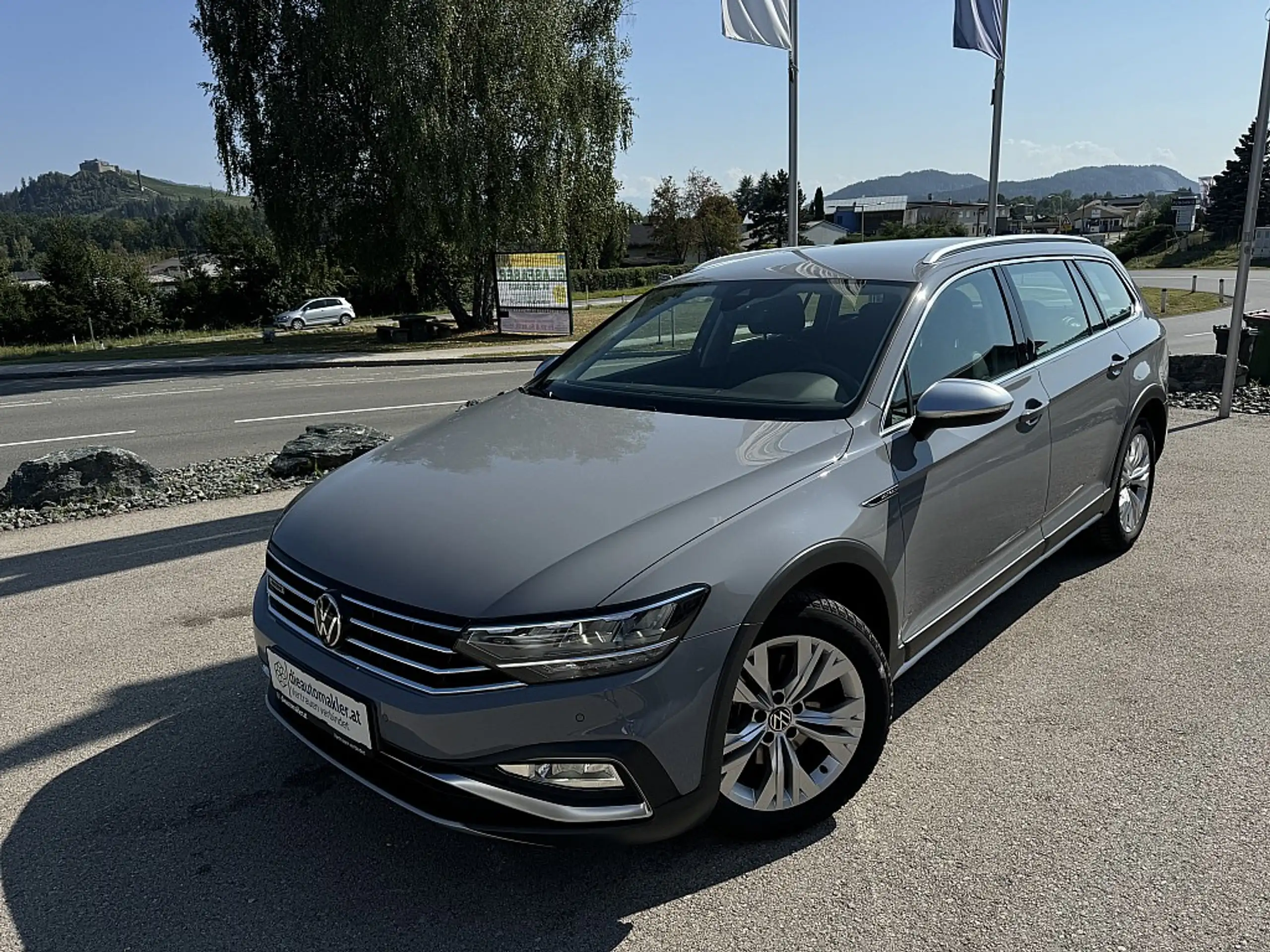 Volkswagen - Passat Alltrack