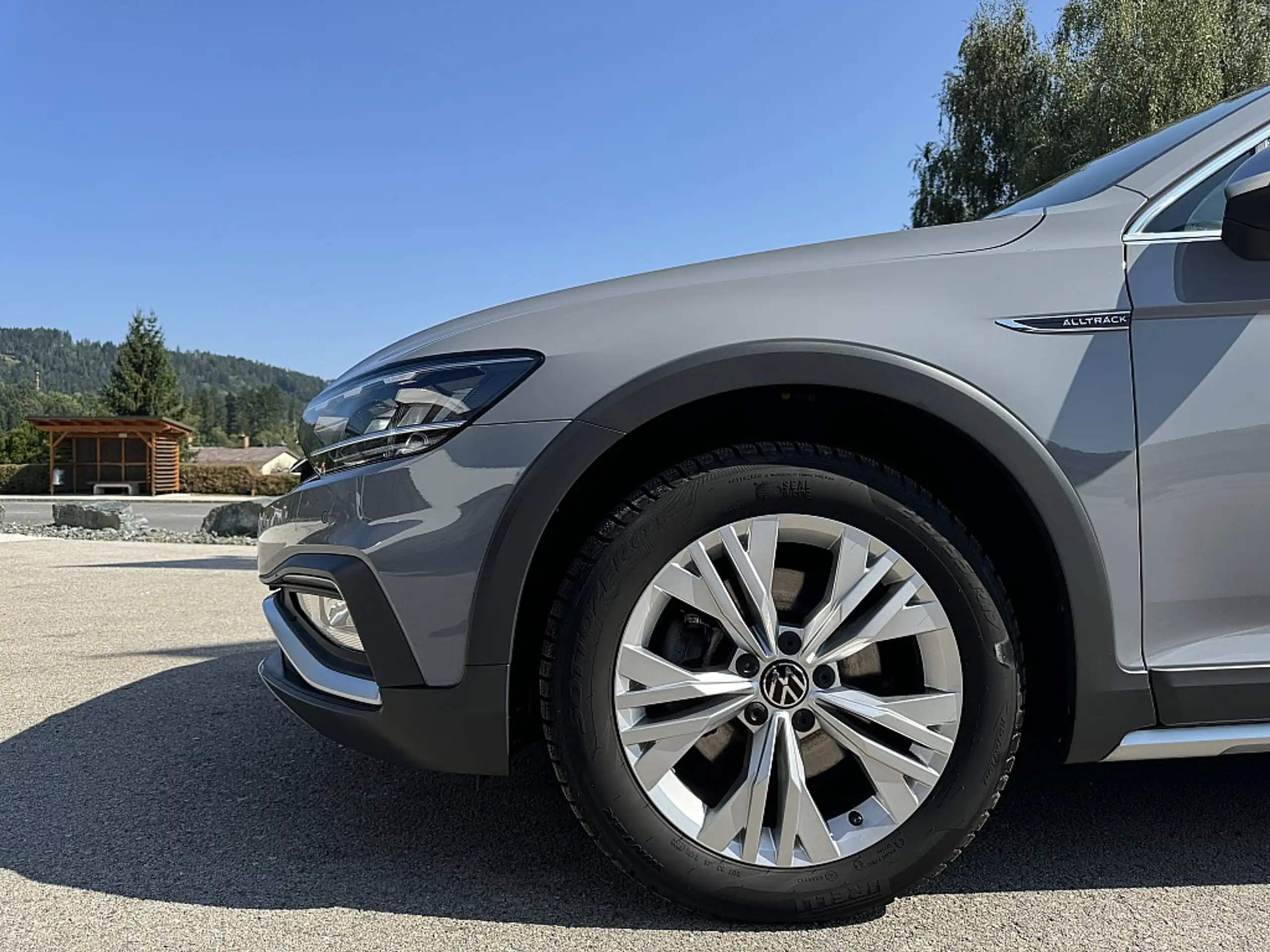 Volkswagen - Passat Alltrack