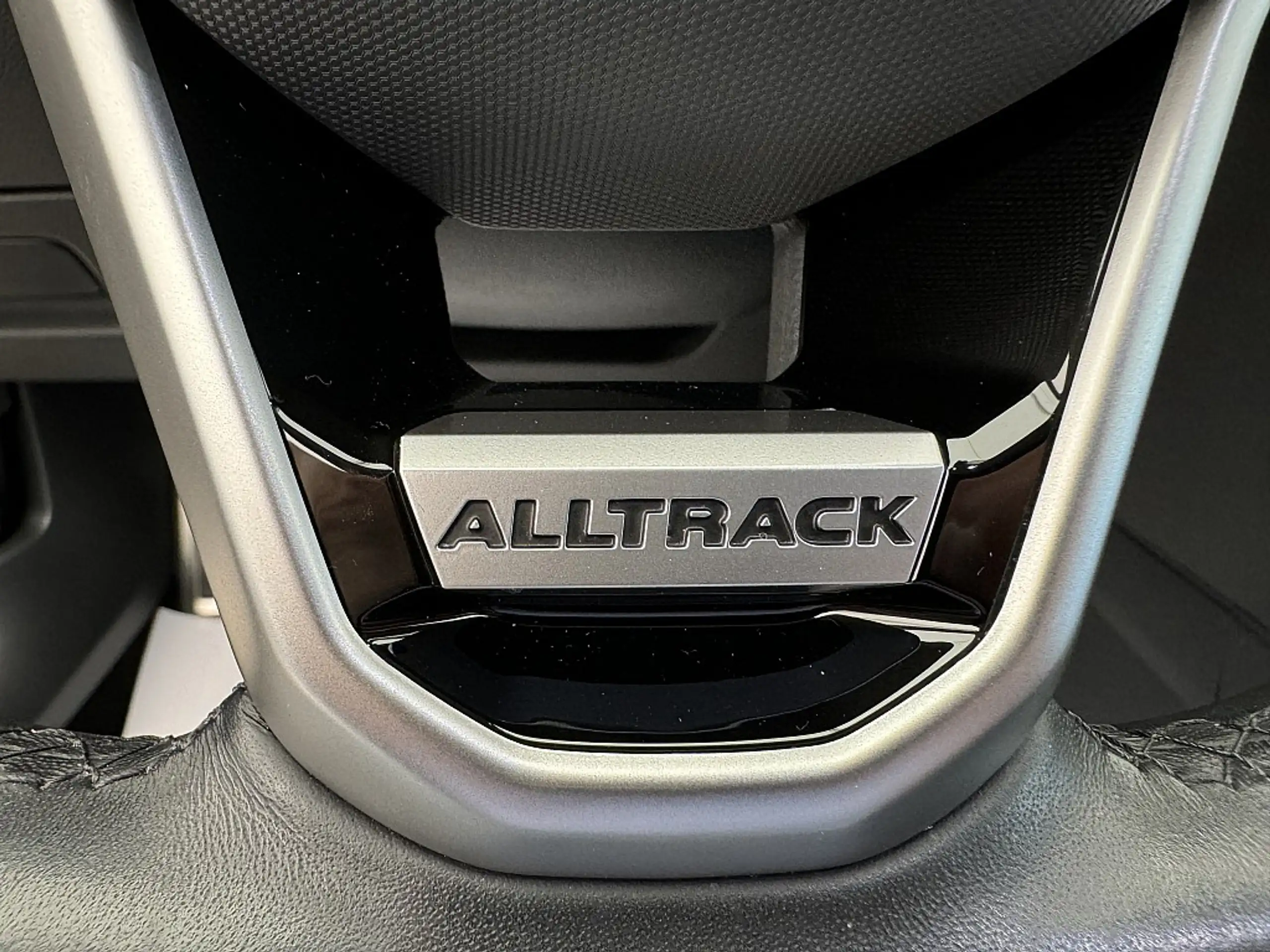 Volkswagen - Passat Alltrack