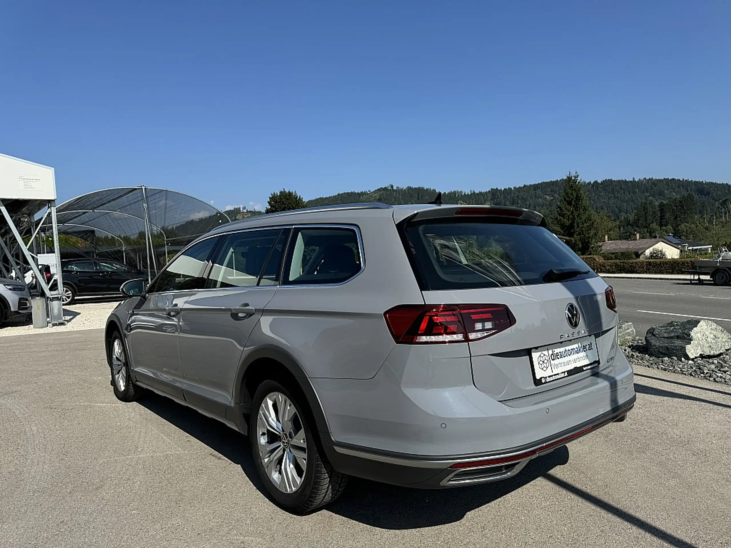 Volkswagen - Passat Alltrack