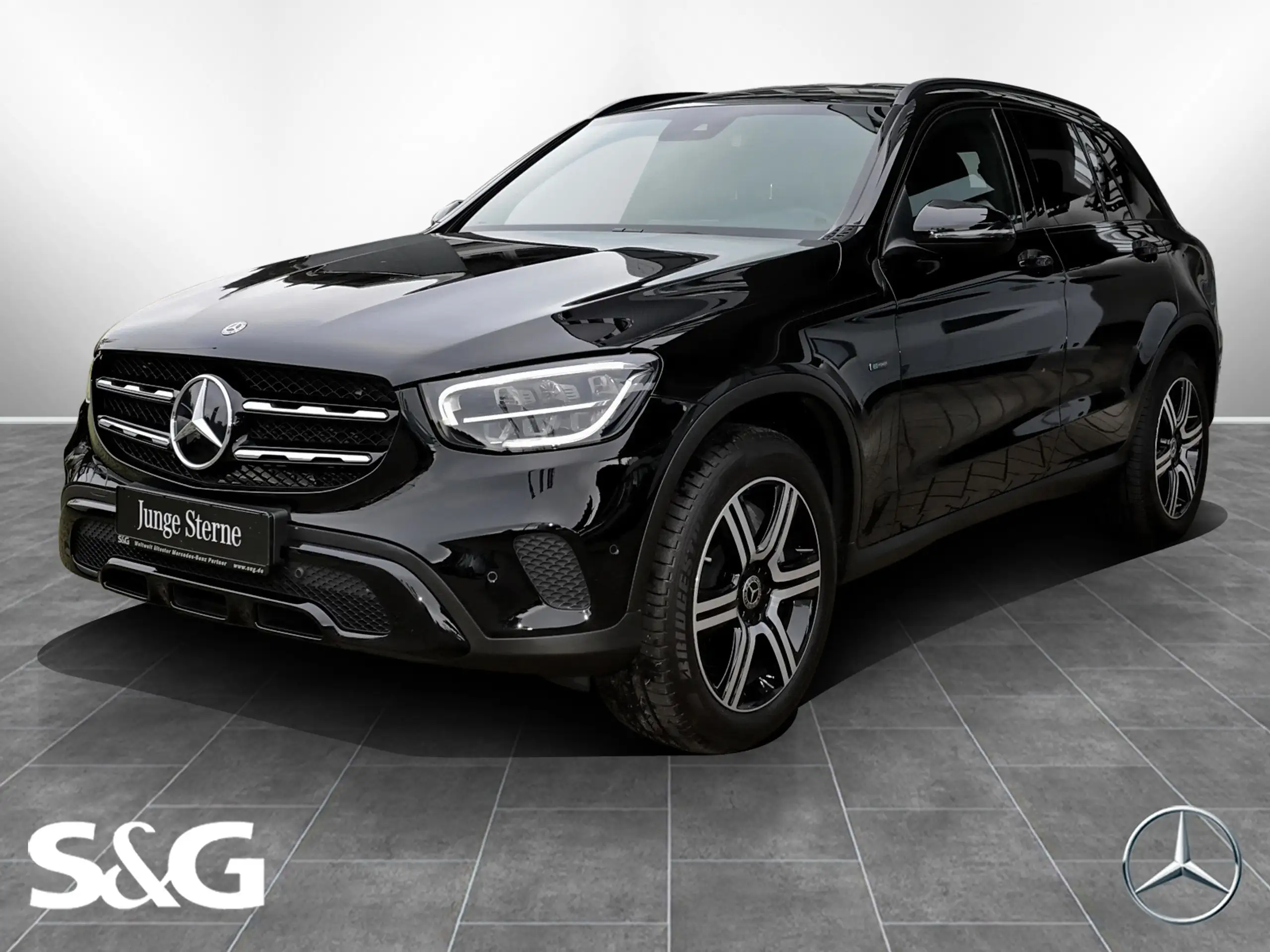 Mercedes-Benz - GLC 300