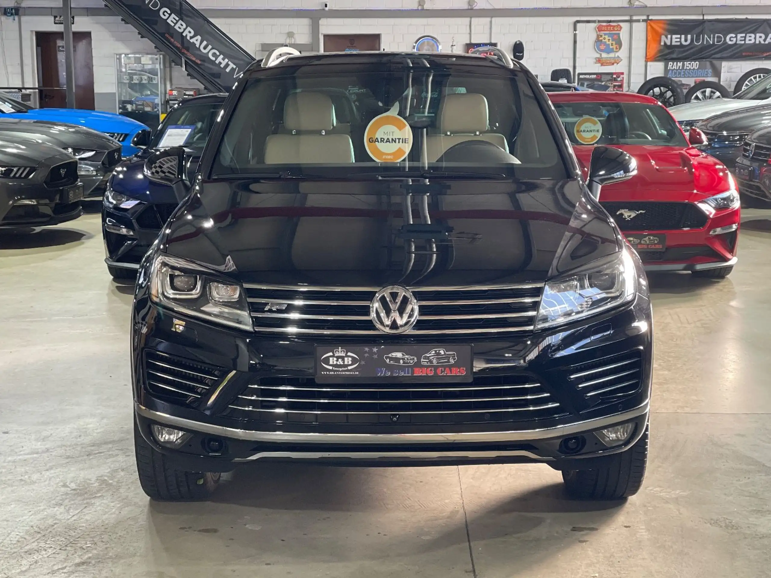 Volkswagen - Touareg