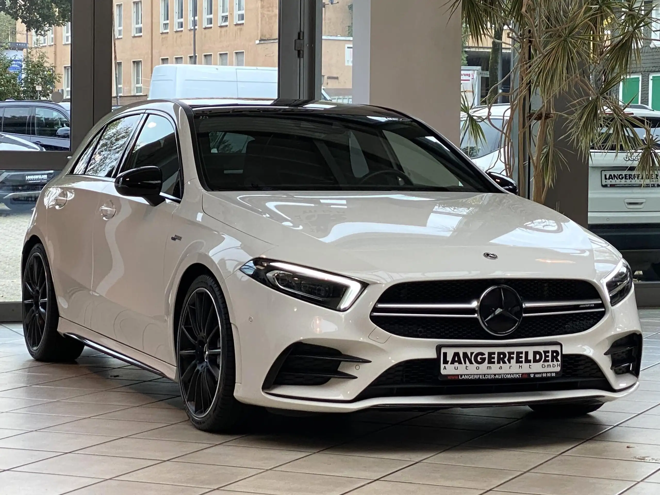 Mercedes-Benz - A 35 AMG