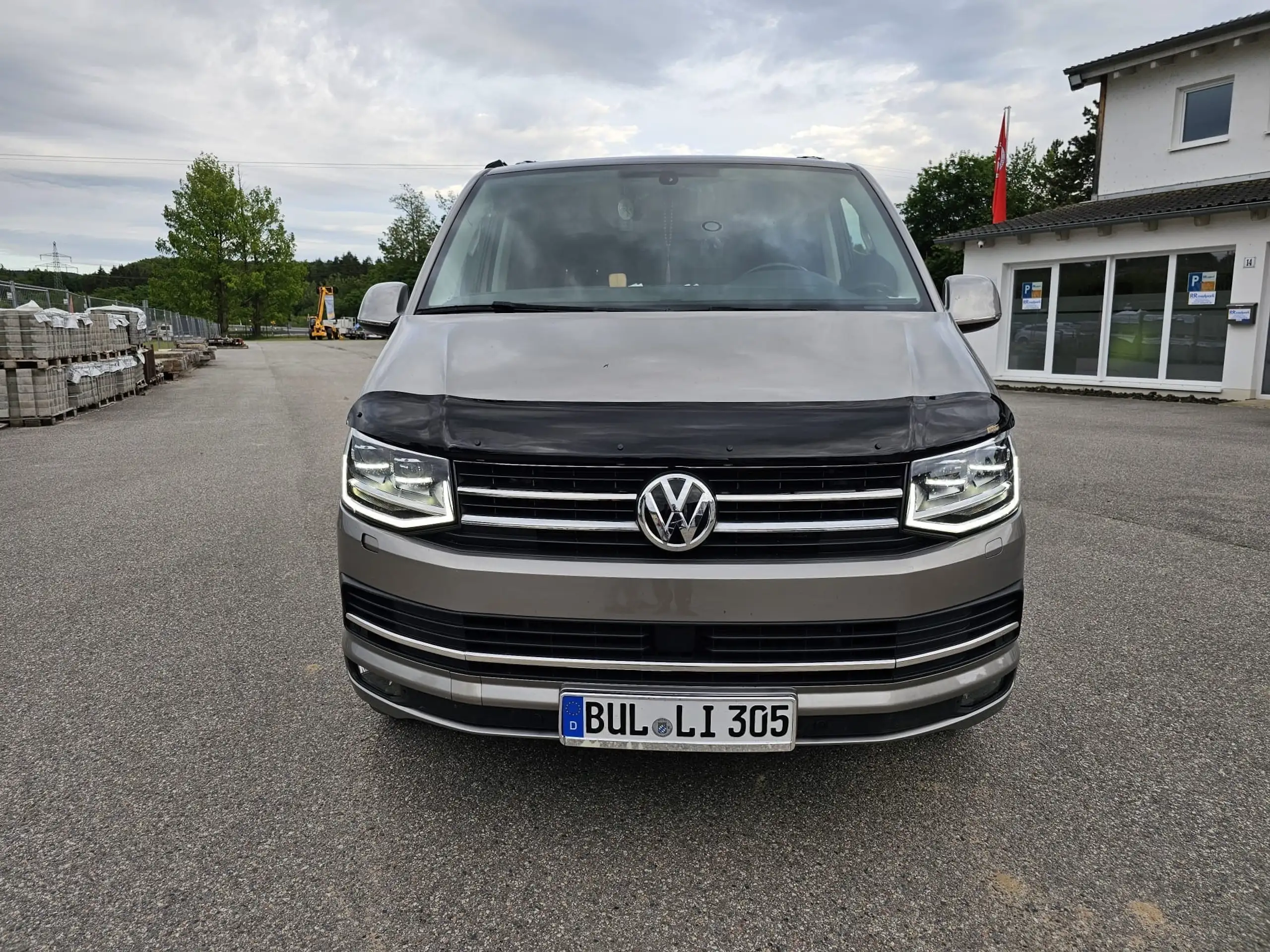 Volkswagen - T6 Multivan