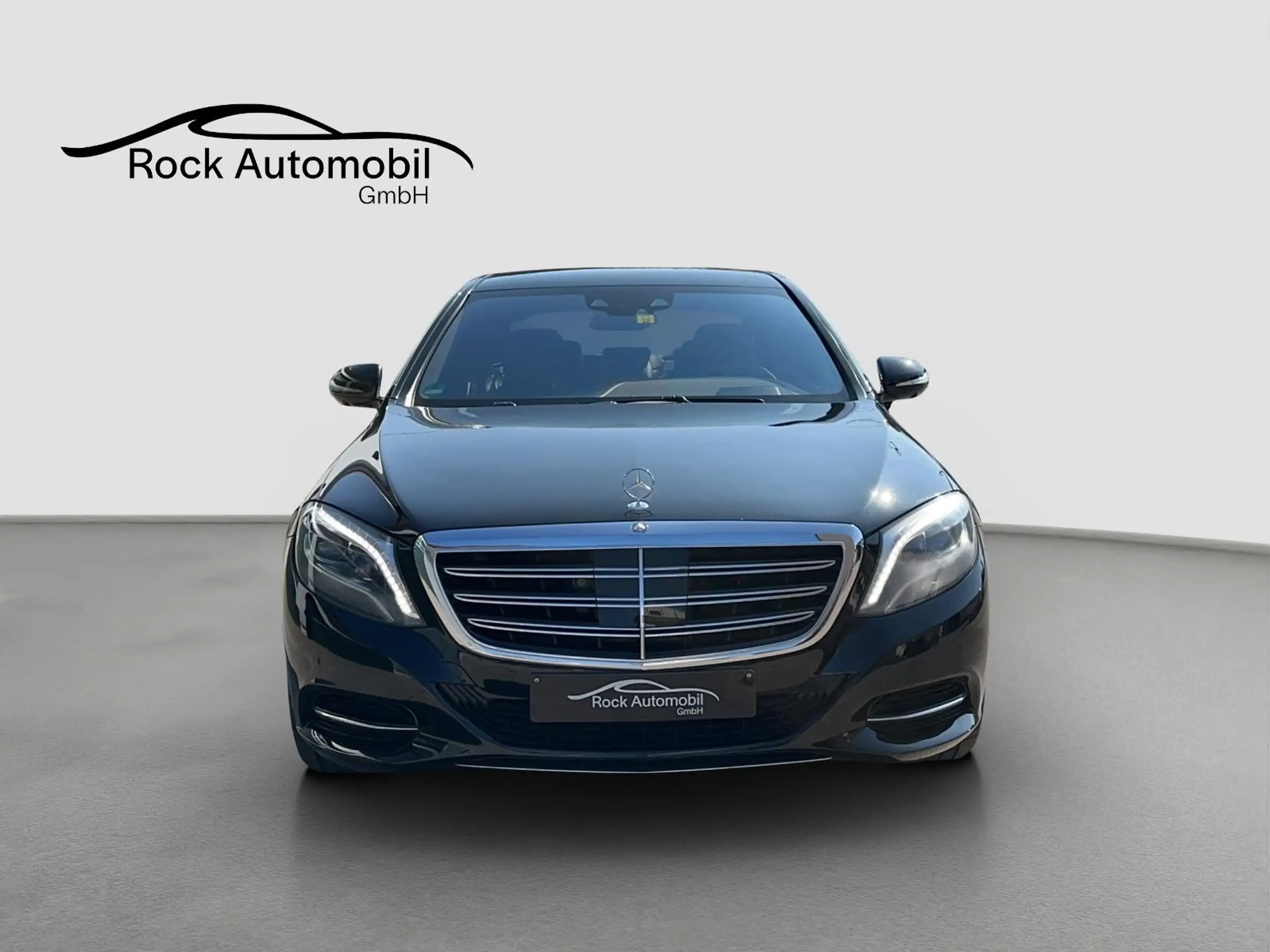 Mercedes-Benz - S 600